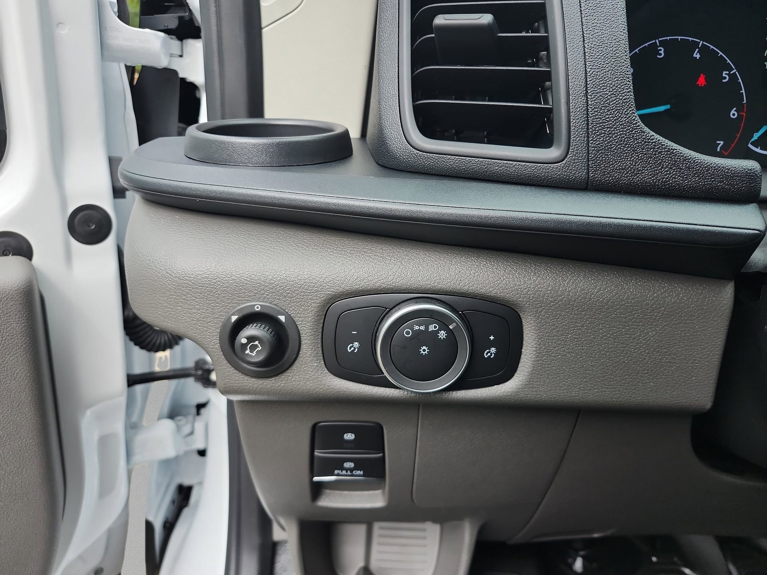 2025 Ford Transit Van Base - Photo 12