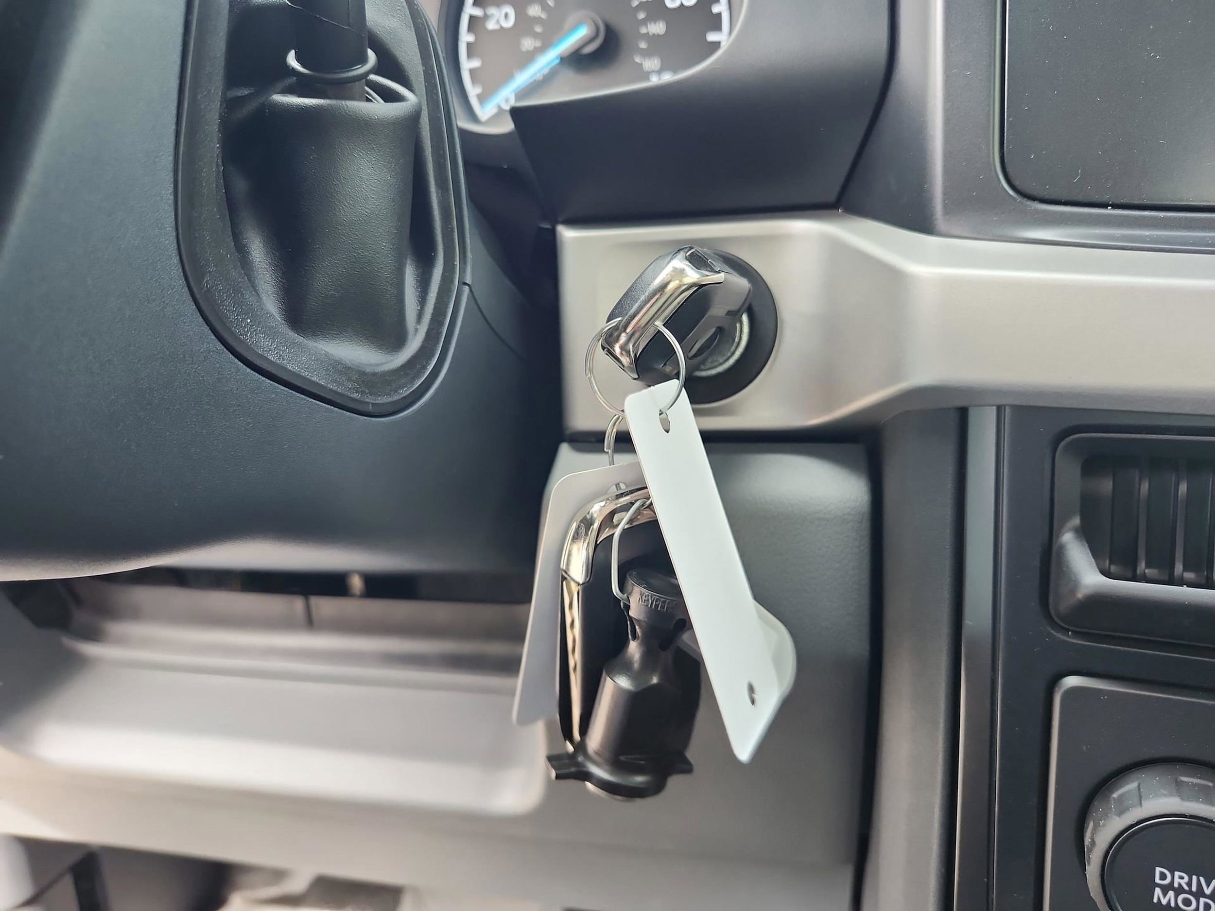2025 Ford F-350 Super Duty XL - Photo 27
