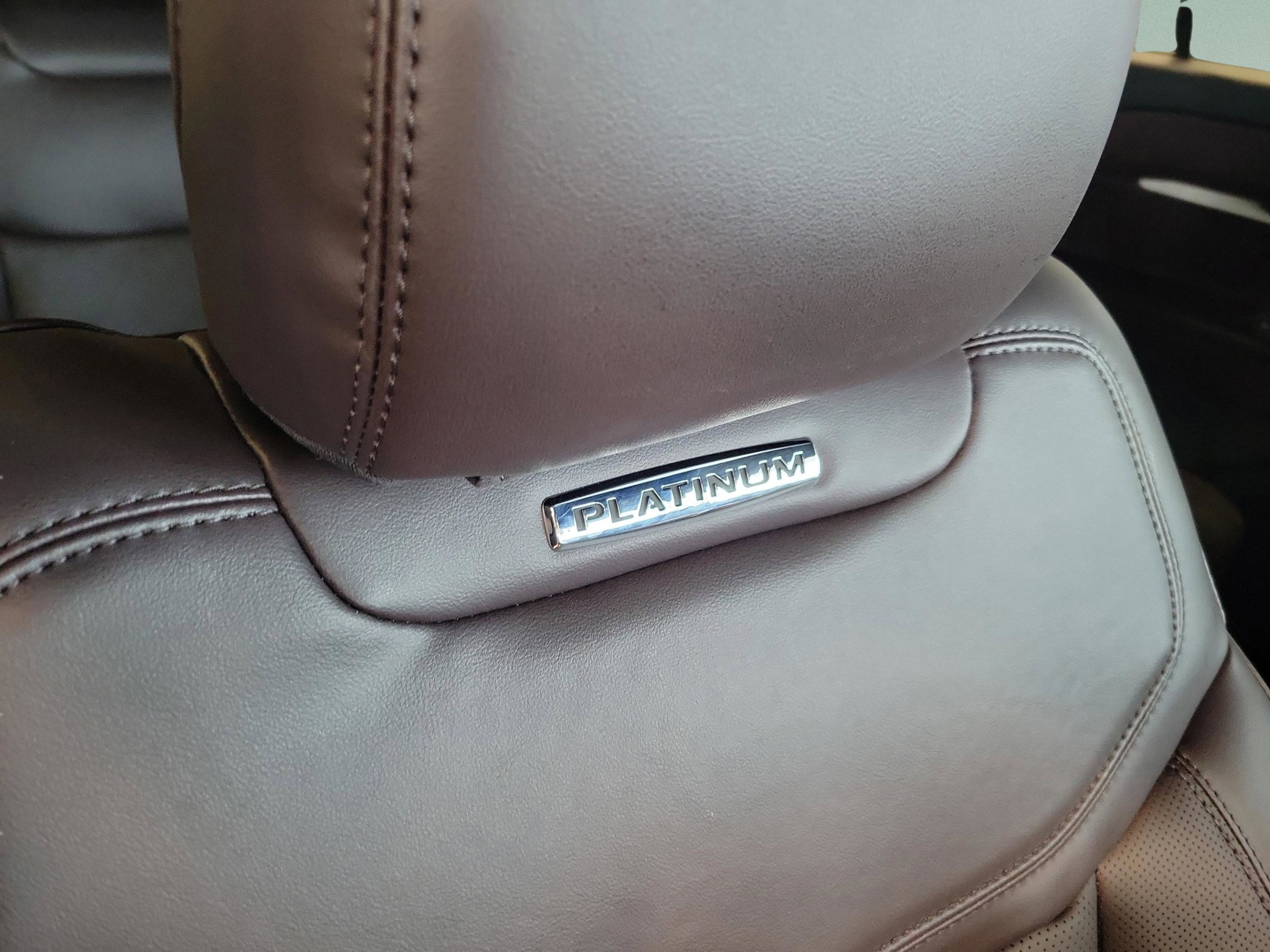 2026 Ford Explorer Platinum - Photo 25