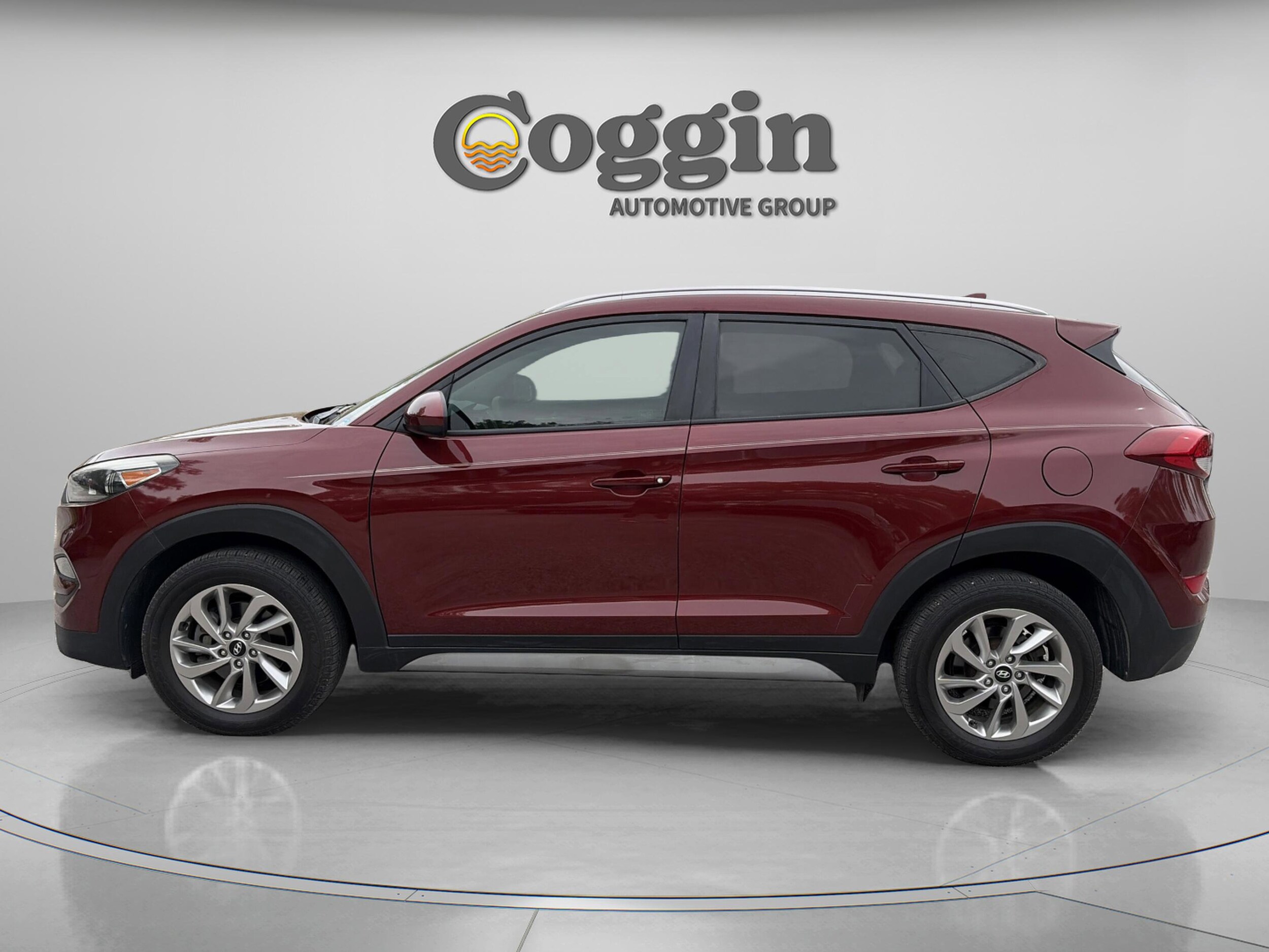 Used 2018 Hyundai Tucson SEL with VIN KM8J33A42JU810198 for sale in Orange City, FL