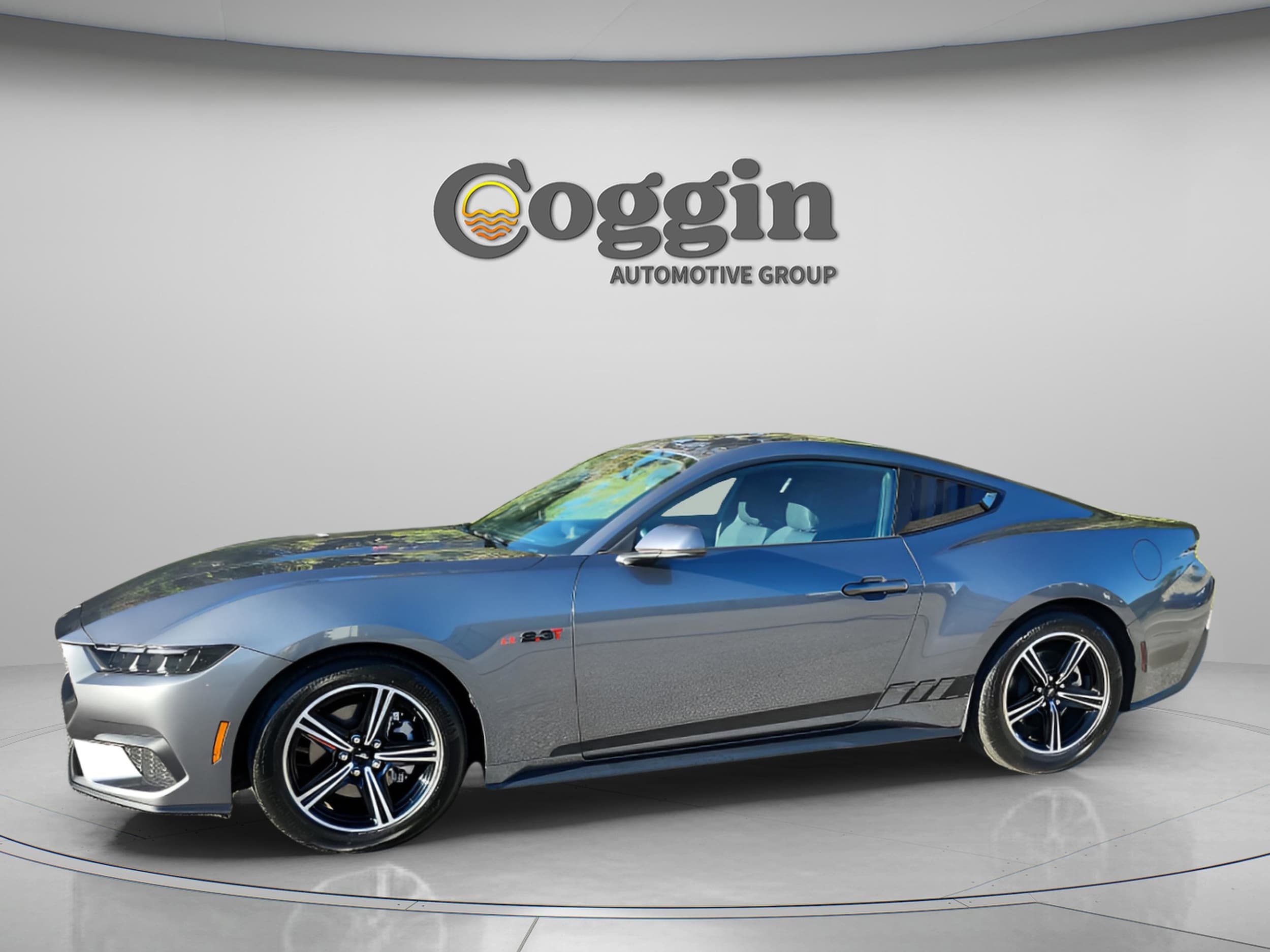 2025 Ford Mustang Coupe 