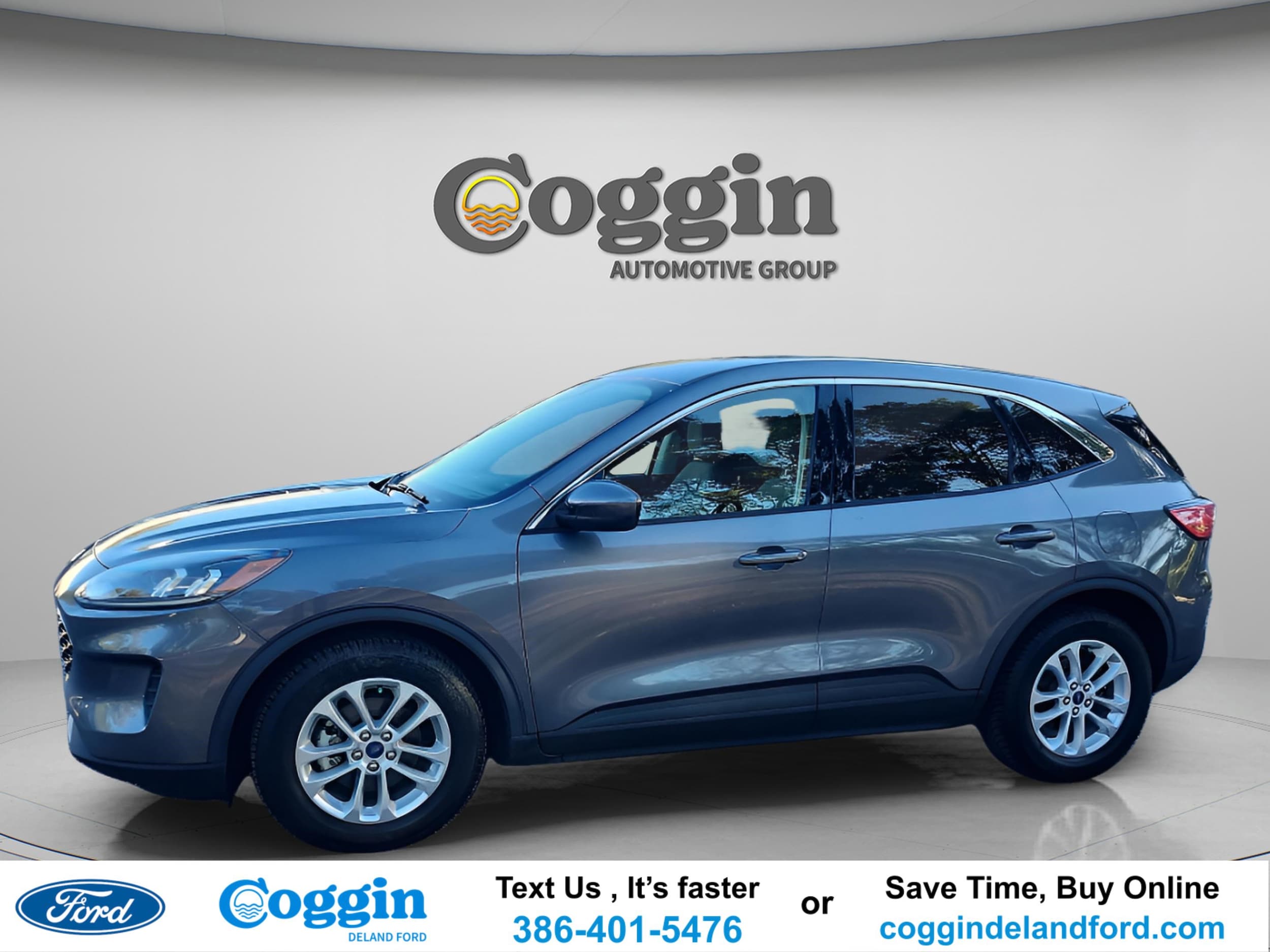 2021 Ford Escape SE's photo