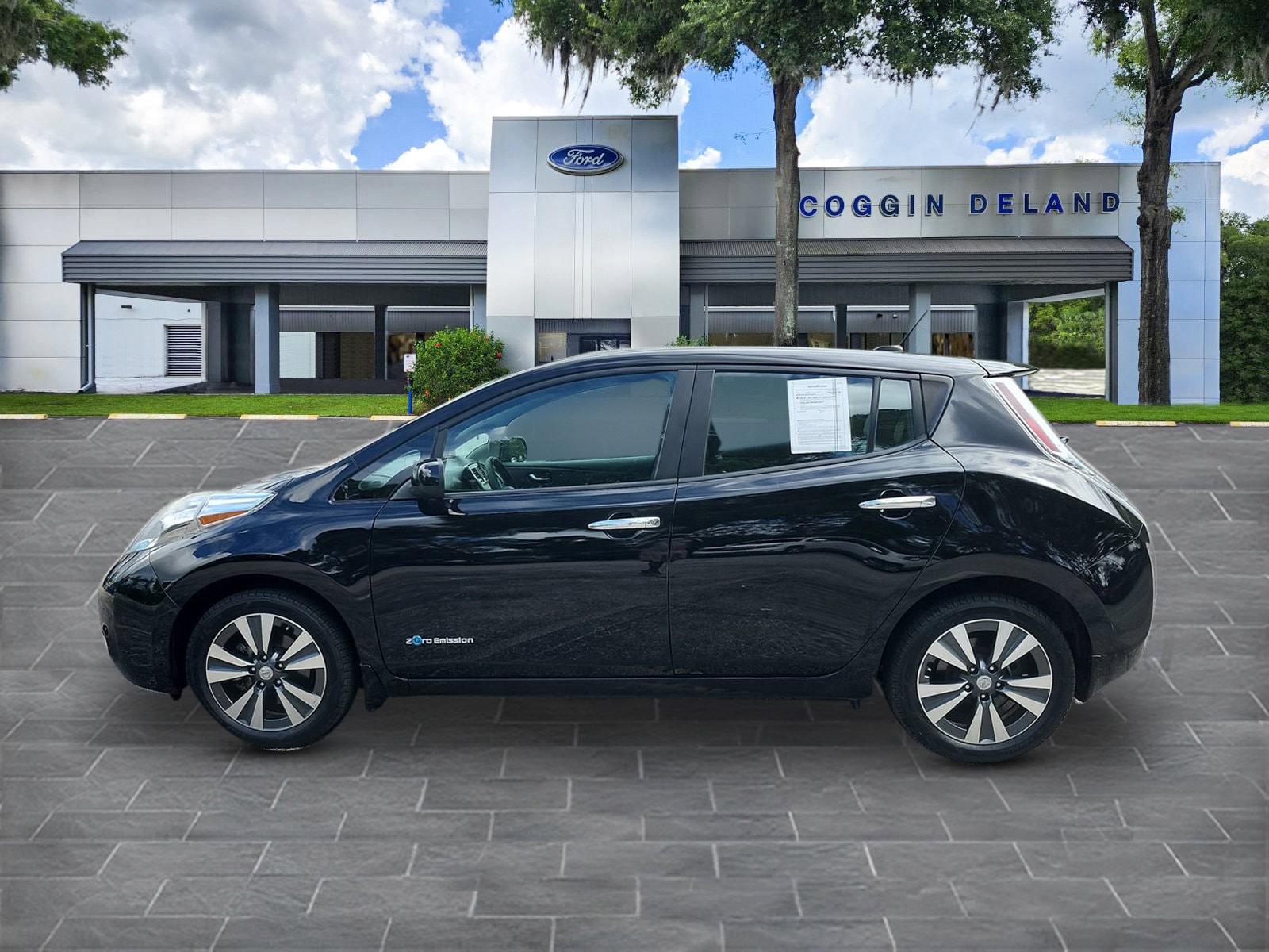 Used 2015 Nissan LEAF SV with VIN 1N4AZ0CP2FC315205 for sale in Orange City, FL