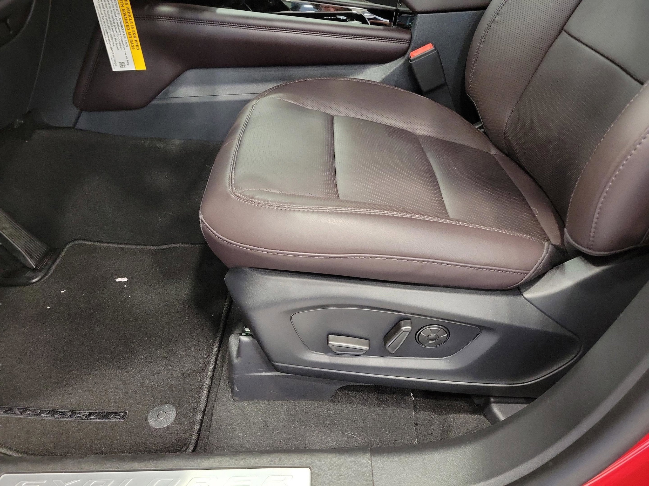 2026 Ford Explorer Platinum - Photo 33