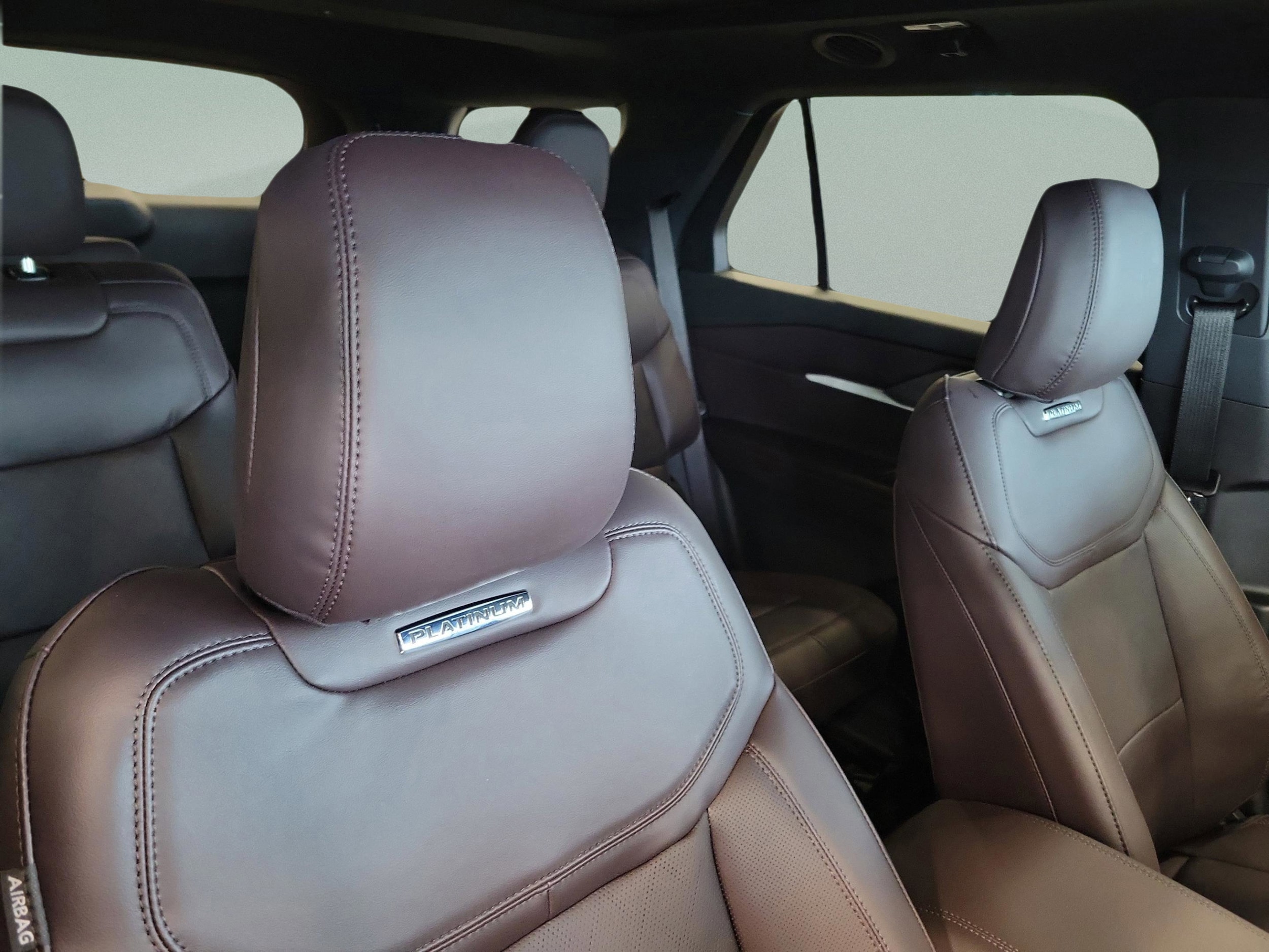 2026 Ford Explorer Platinum - Photo 24