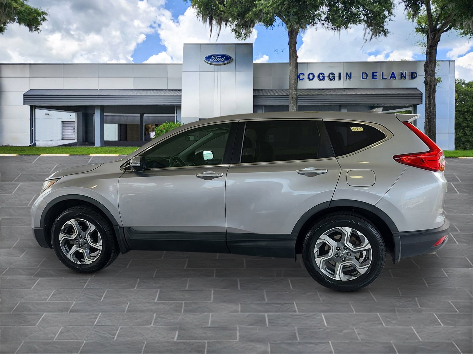 Used 2017 Honda CR-V EX with VIN 2HKRW2H5XHH619138 for sale in Orange City, FL