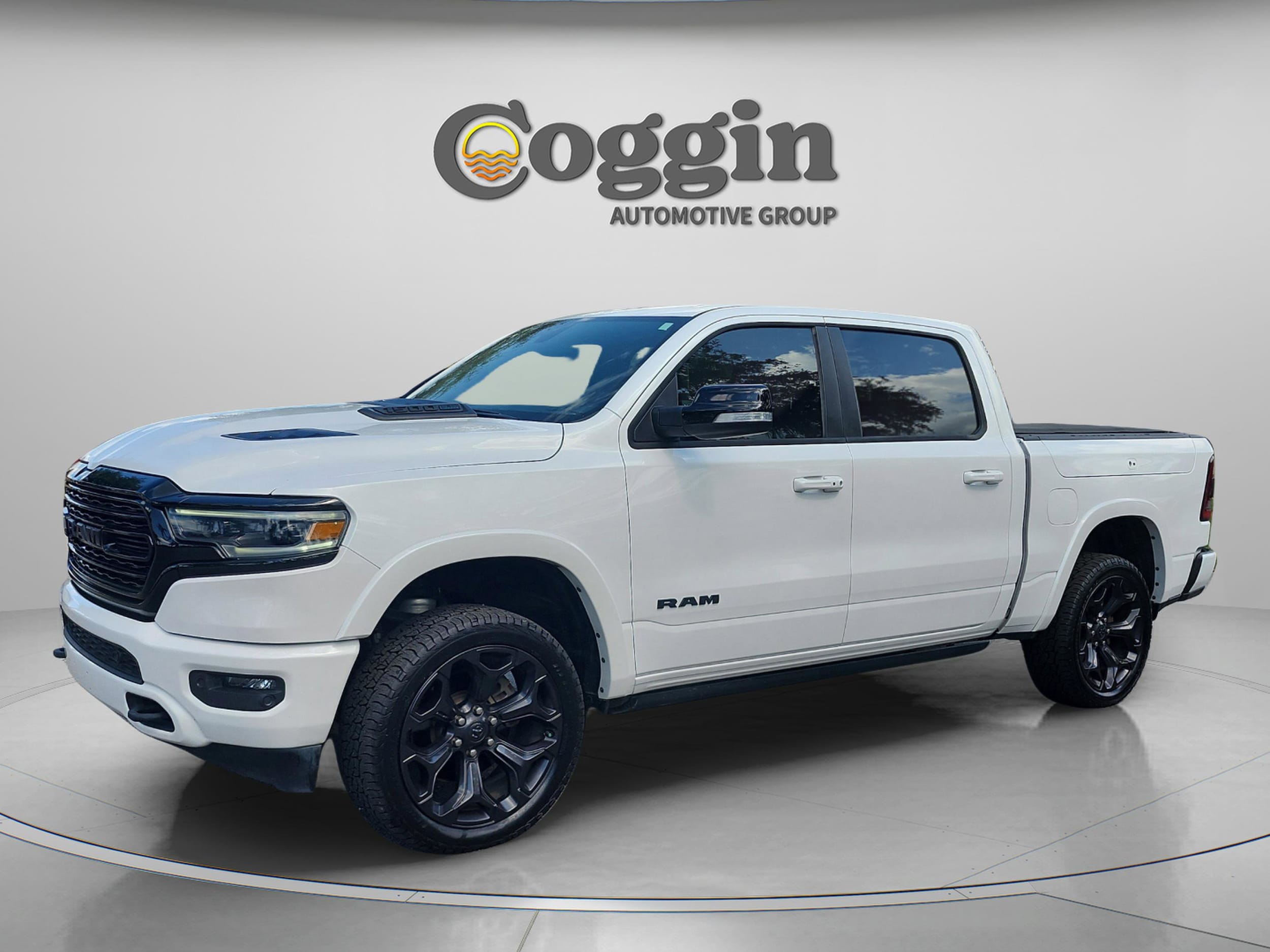 2021 RAM 1500 Limited 4x4 Crew Cab 5'7's photo