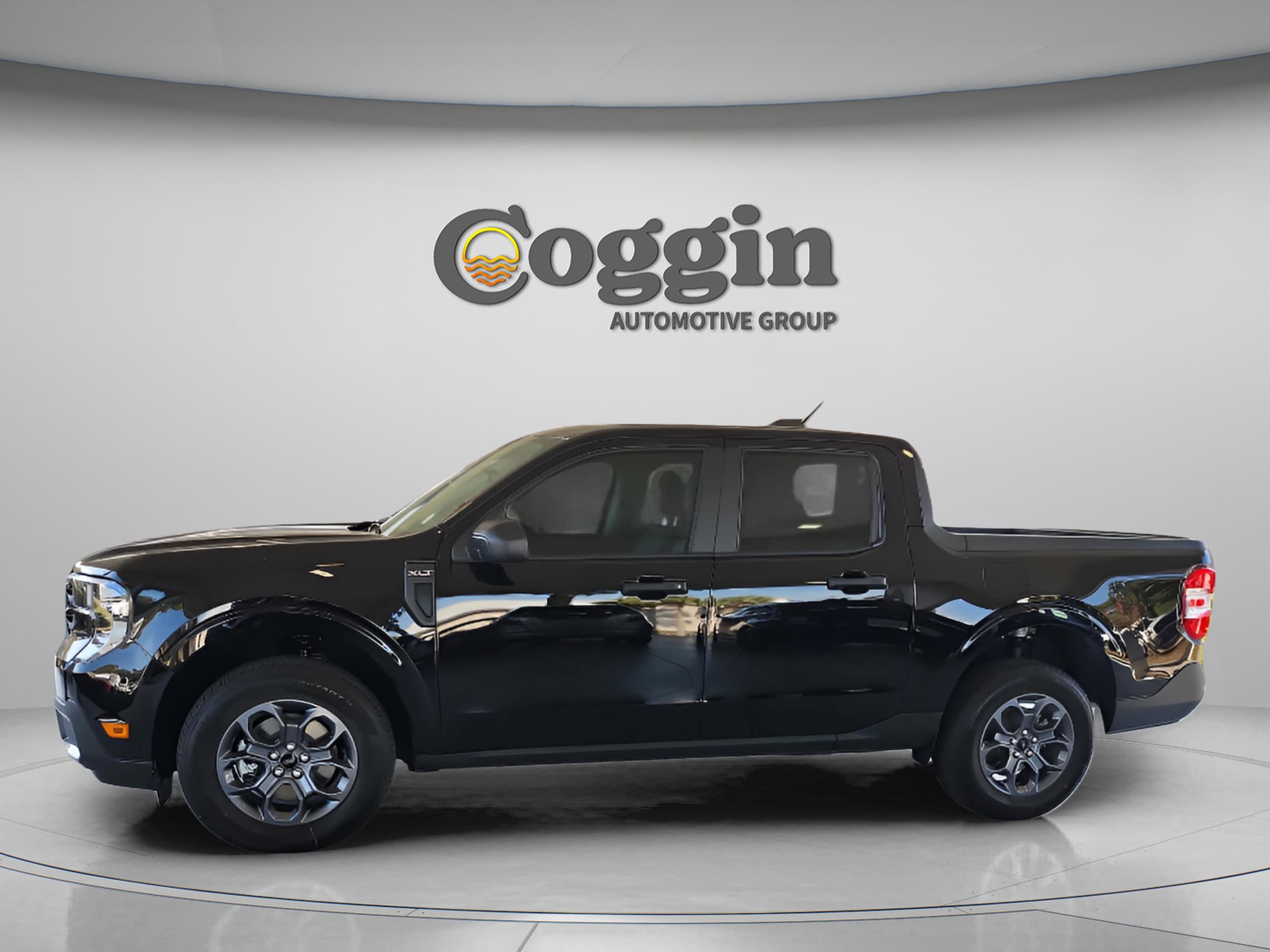 2025 Ford Maverick XLT's photo