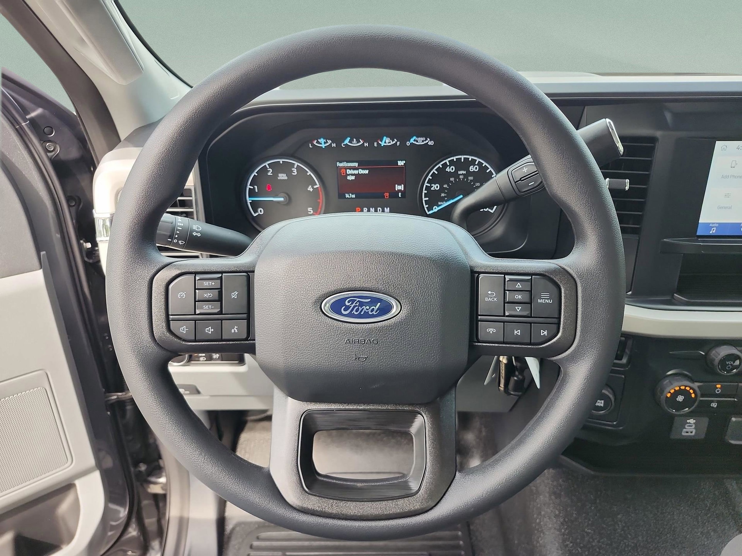 2025 Ford F-350 Super Duty XL - Photo 10