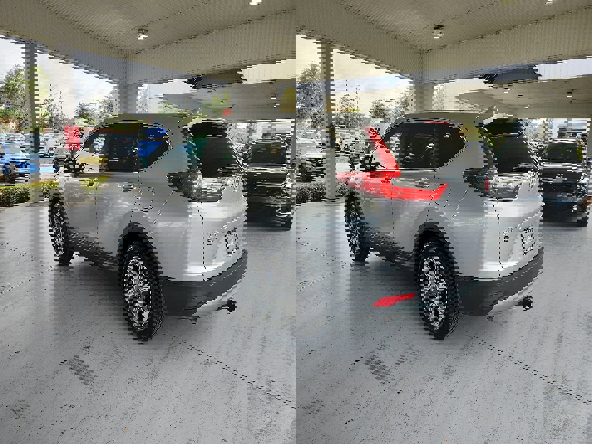 2017 Honda CR-V EX photo 3