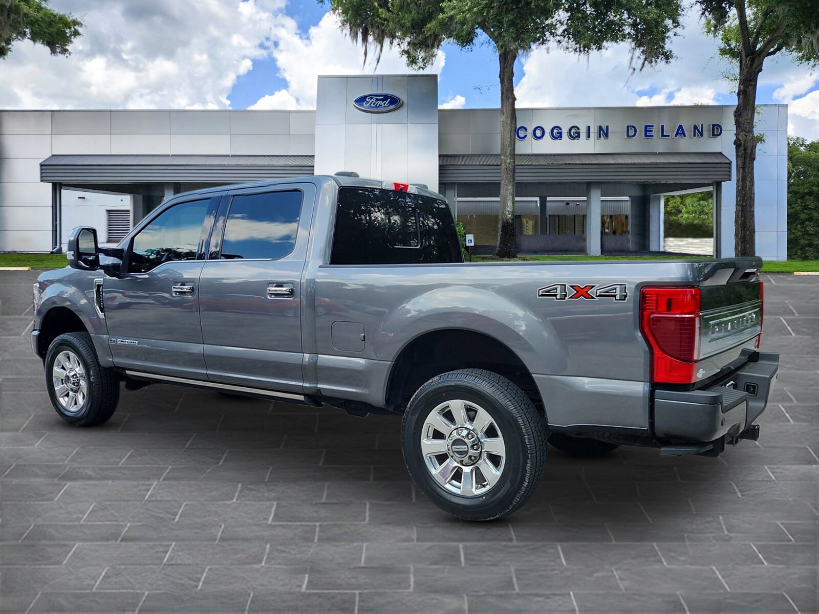 2022 Ford F-250 Platinum photo 3