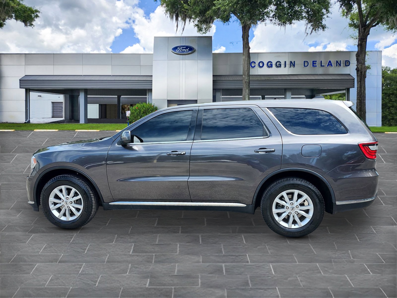 Used 2019 Dodge Durango SXT with VIN 1C4RDJAG3KC734081 for sale in Orange City, FL
