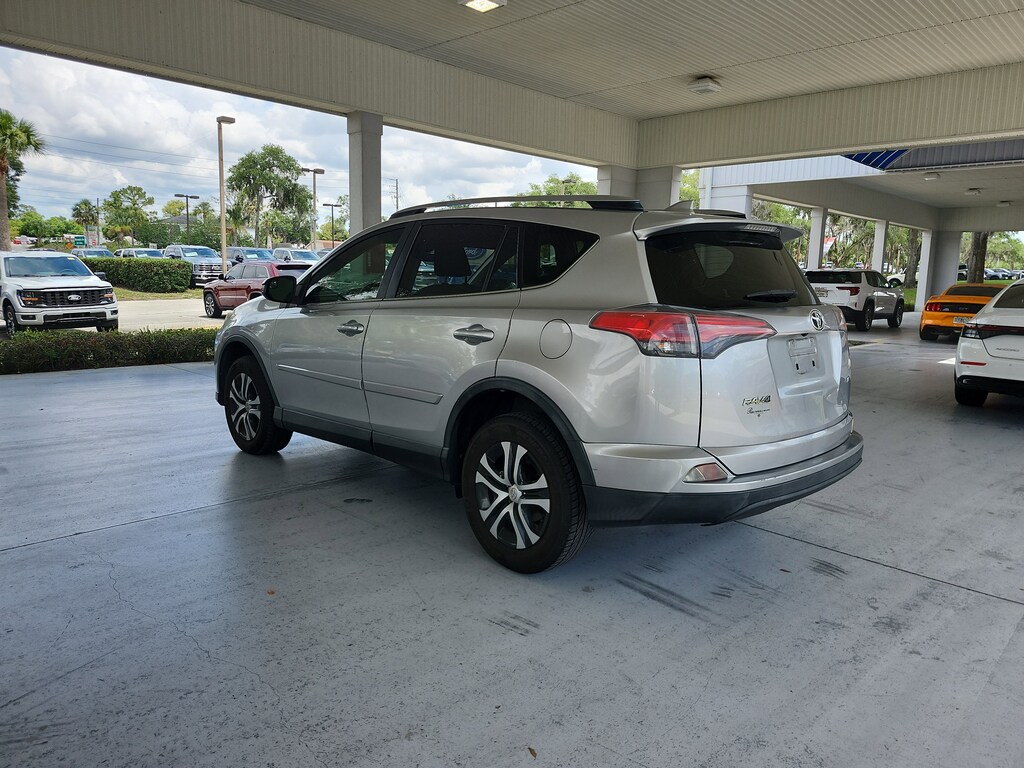 Used 2018 Toyota RAV4 LE SUV