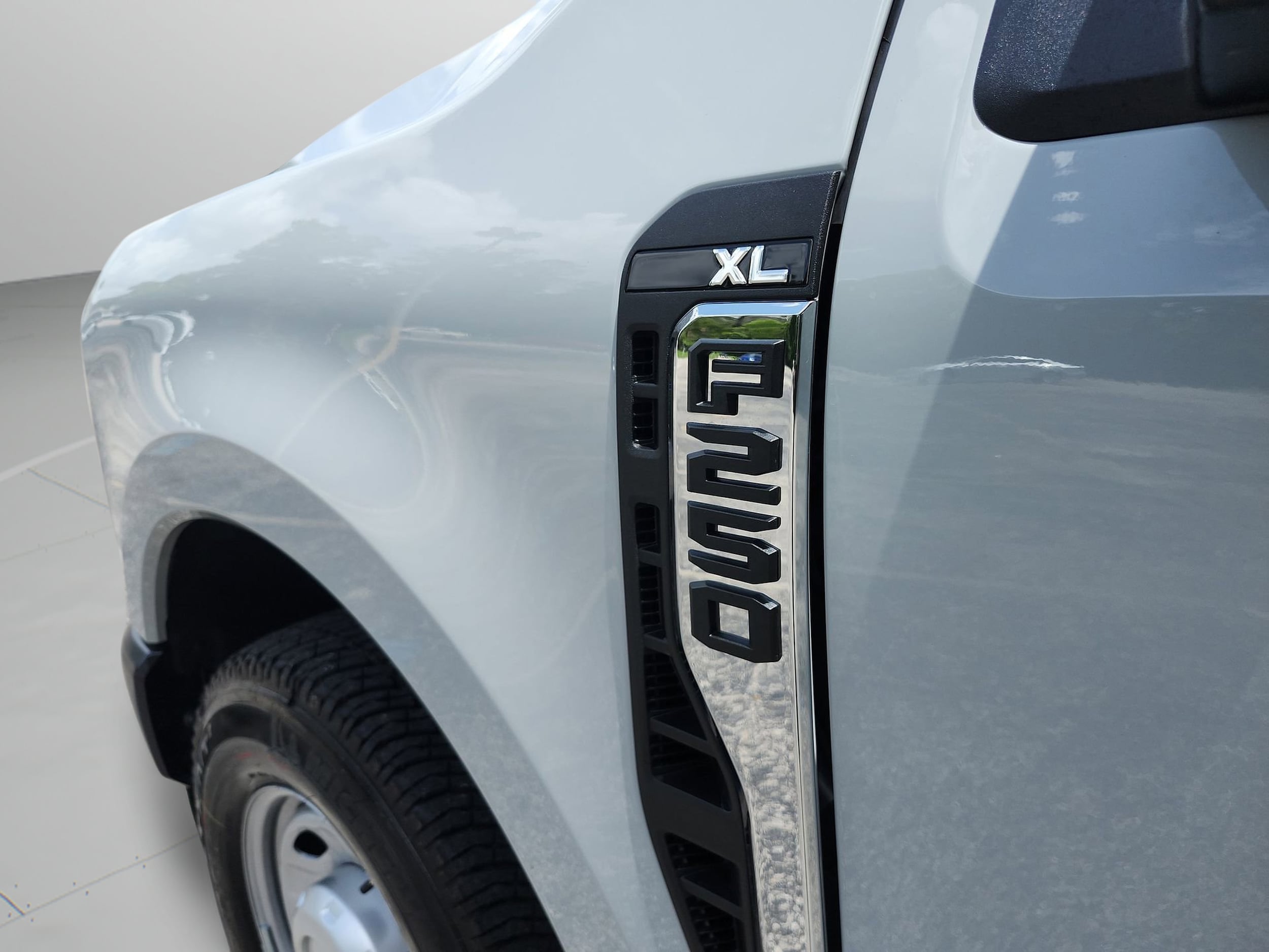 2025 Ford F-250 Super Duty XL - Photo 30