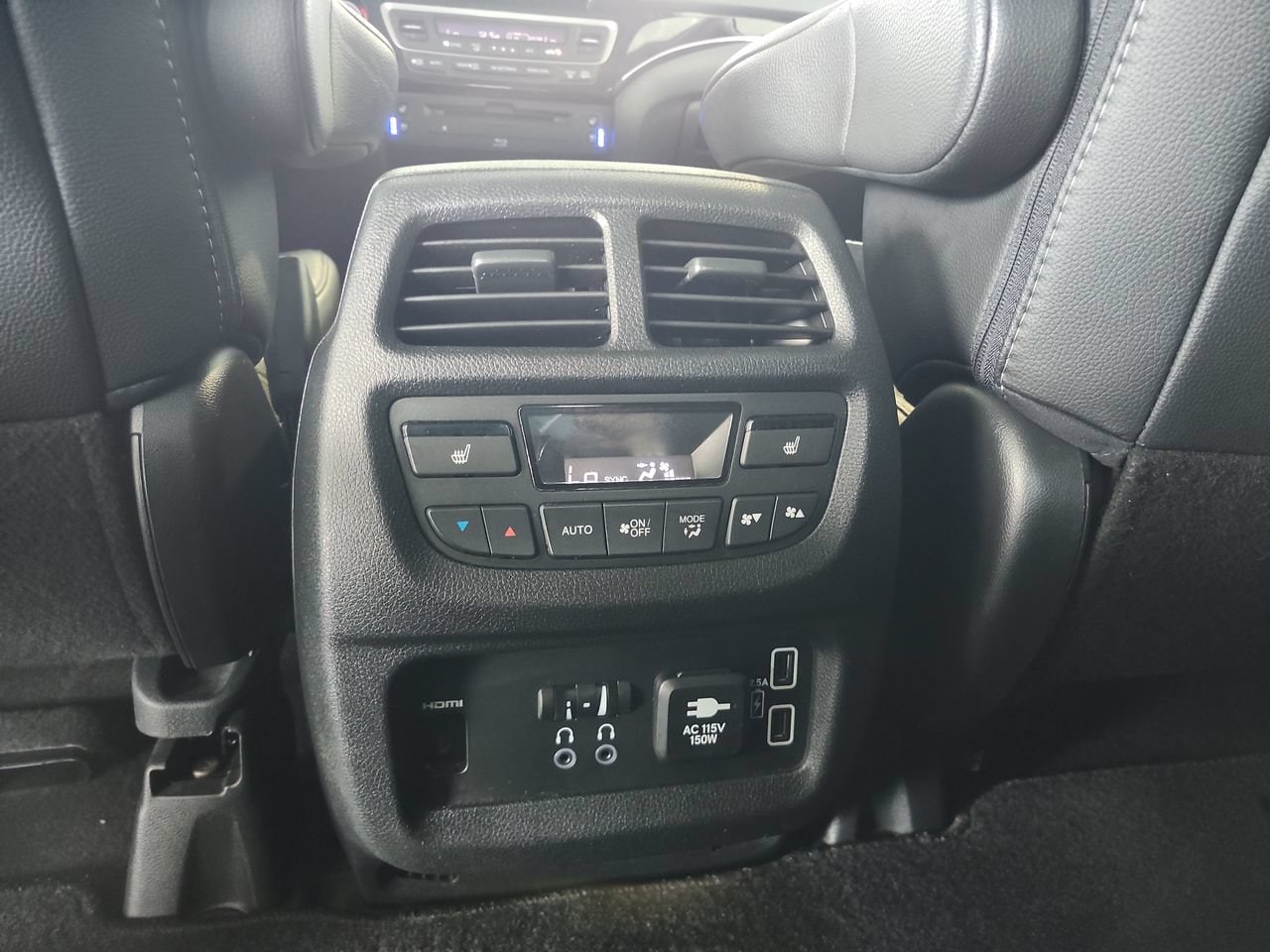 2021 Honda Pilot Elite - Photo 31