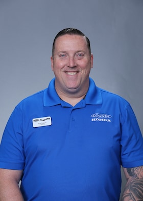 Staff member Alan Ragunt from ID_3afd4b76d2e8