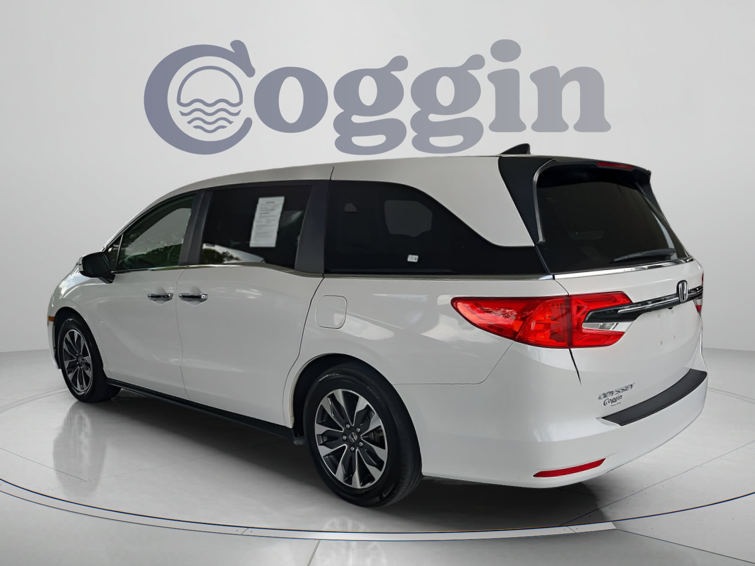 2024 Honda Odyssey EX-L - Photo 4