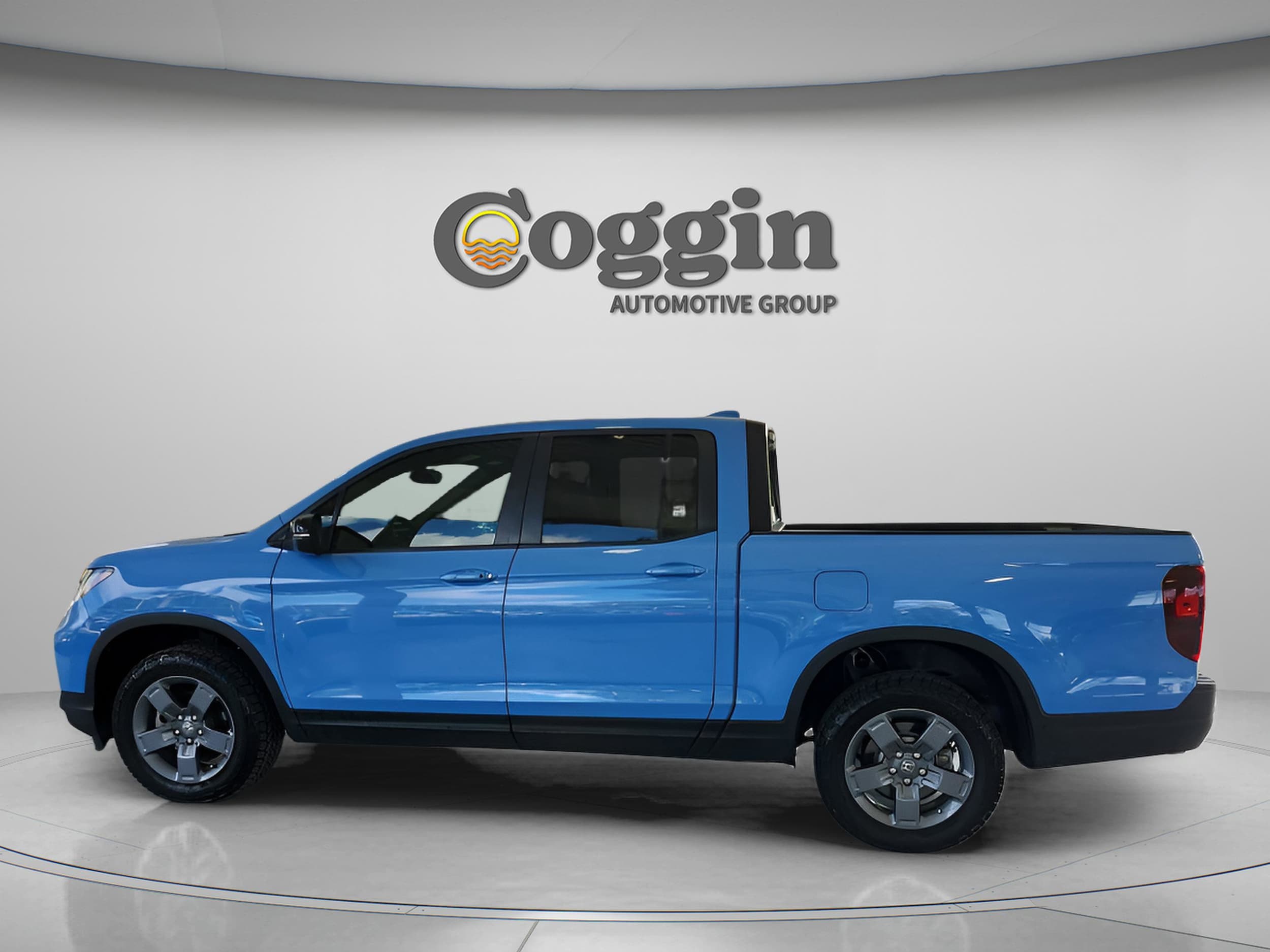 2024 Honda Ridgeline TrailSport - Photo 2