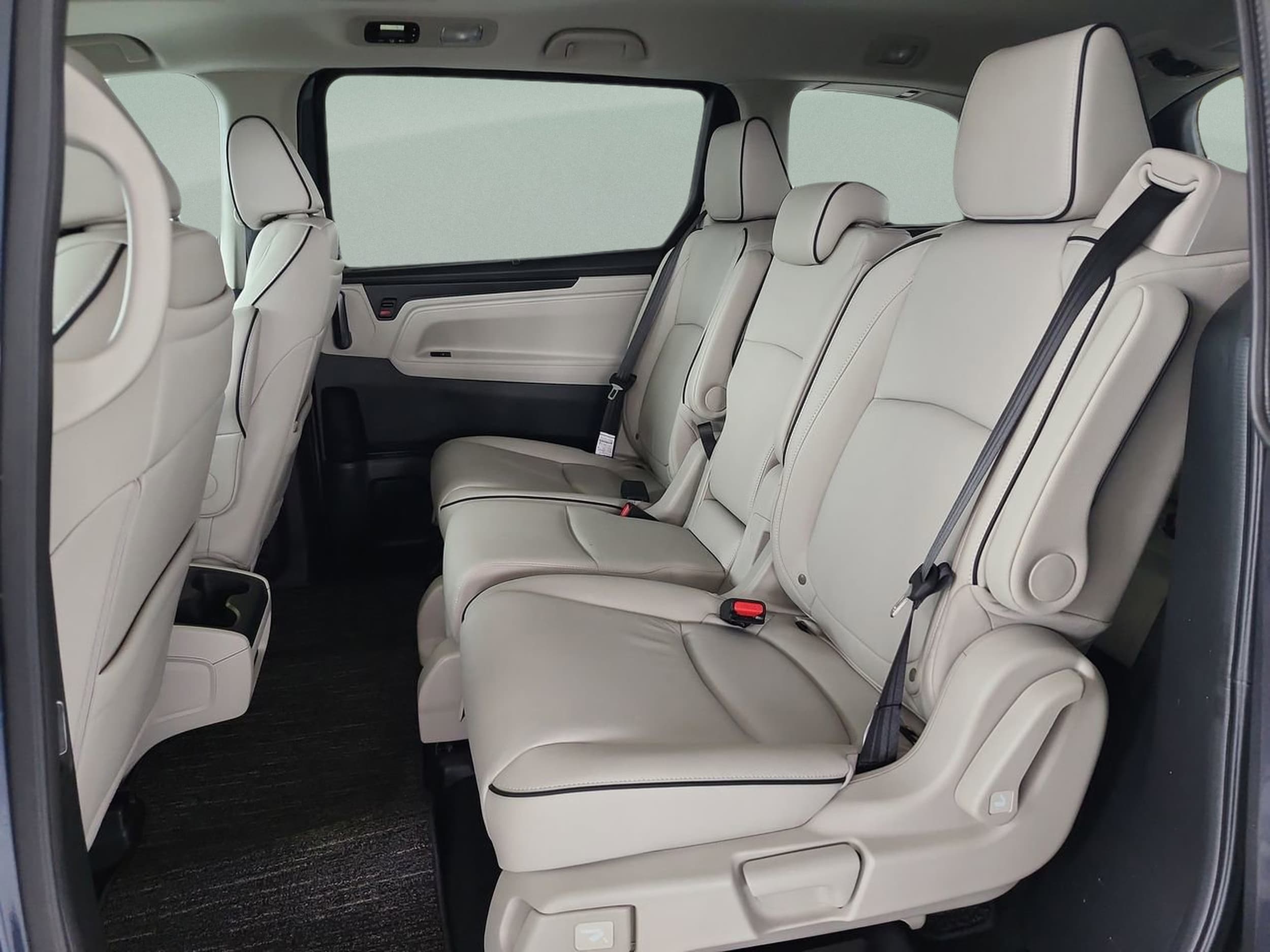 2026 Honda Odyssey Touring - Photo 18