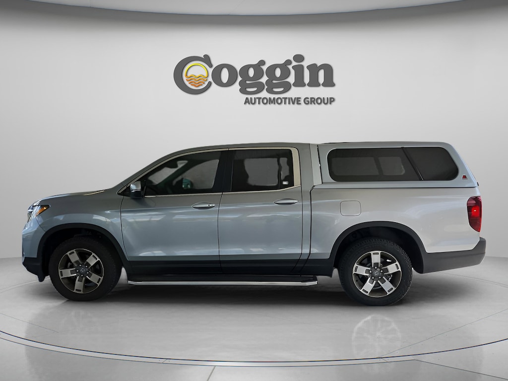 Used 2025 Honda Ridgeline RTL Truck Crew Cab