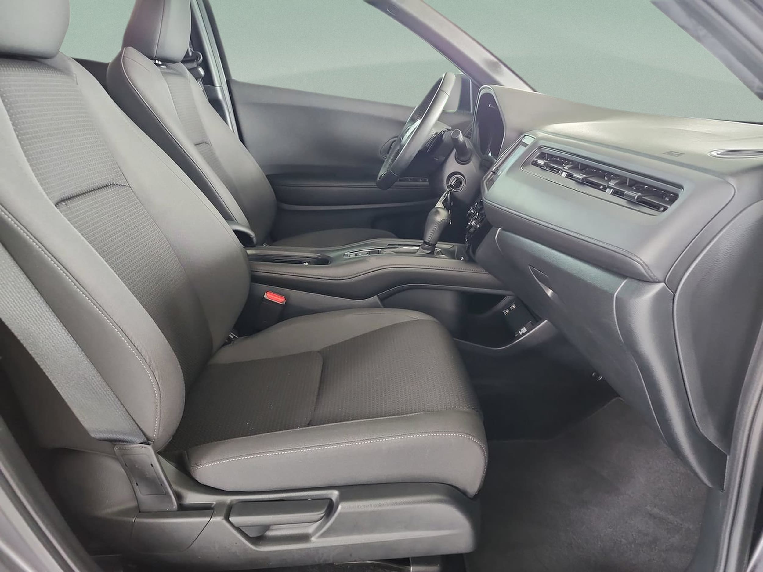 2021 Honda HR-V Sport - Photo 20
