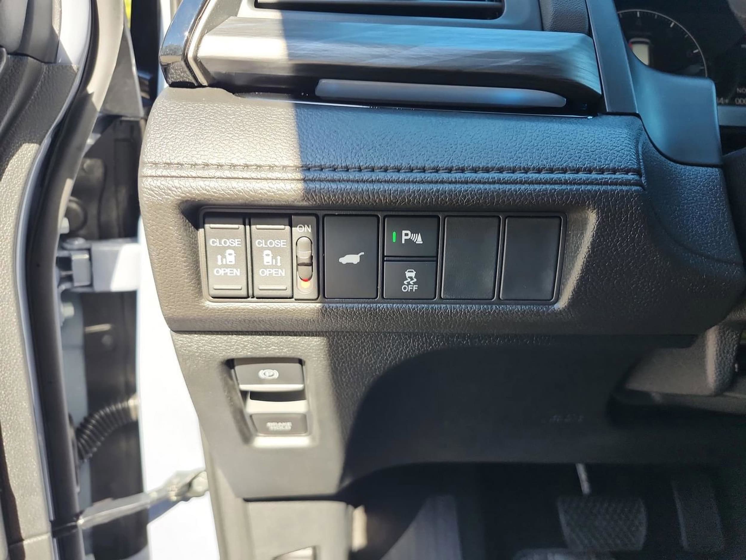 2026 Honda Odyssey Elite - Photo 15