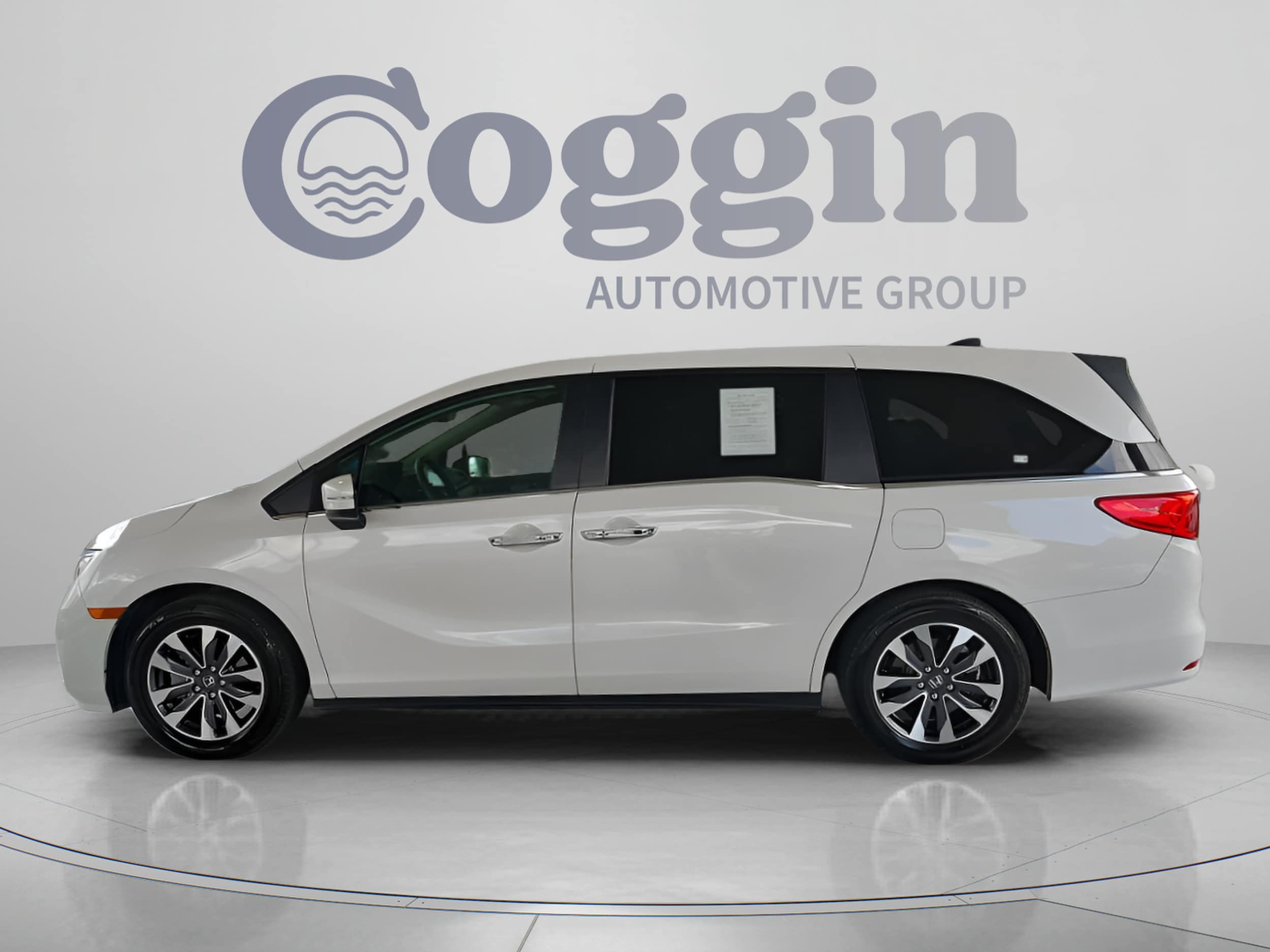 2024 Honda Odyssey EX-L - Photo 2