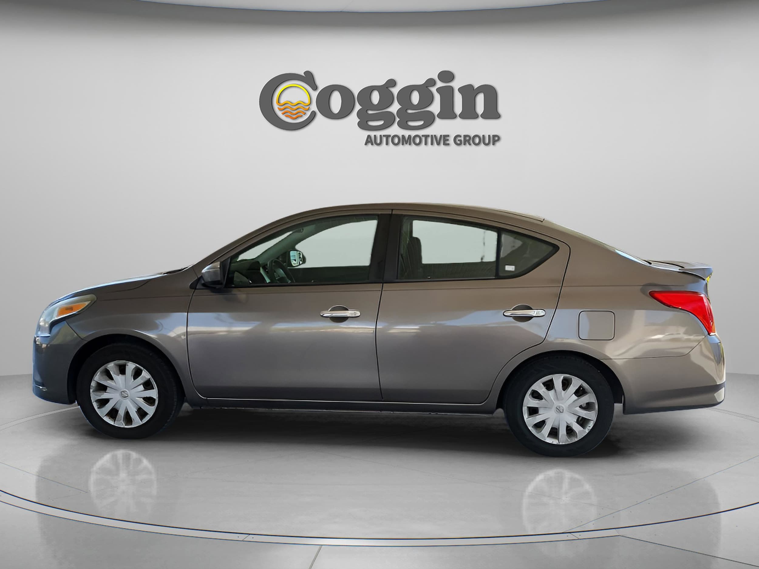 Used 2015 Nissan Versa Sedan SV with VIN 3N1CN7AP5FL928002 for sale in Orange City, FL