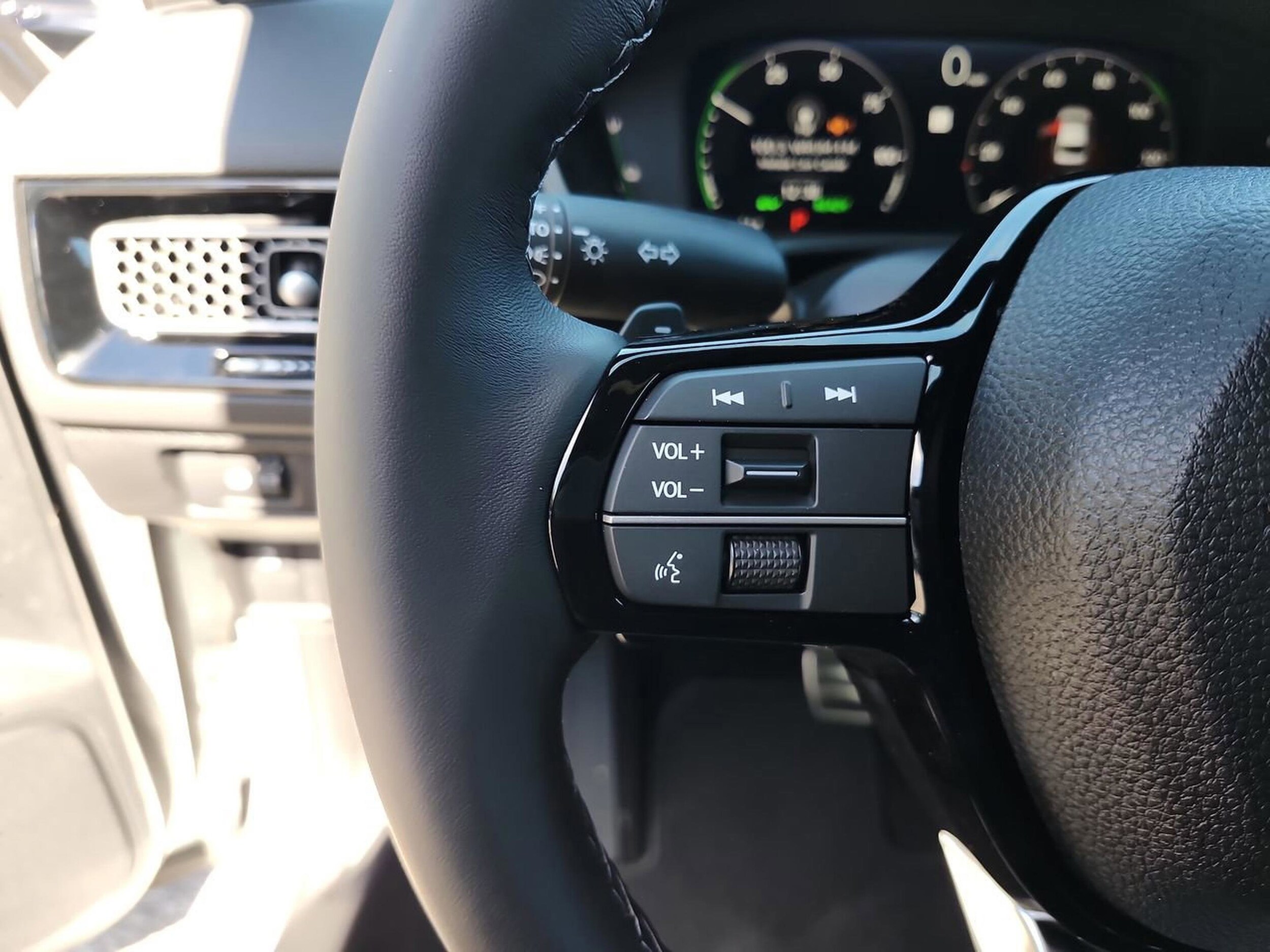 2026 Honda Civic Sport Touring - Photo 15