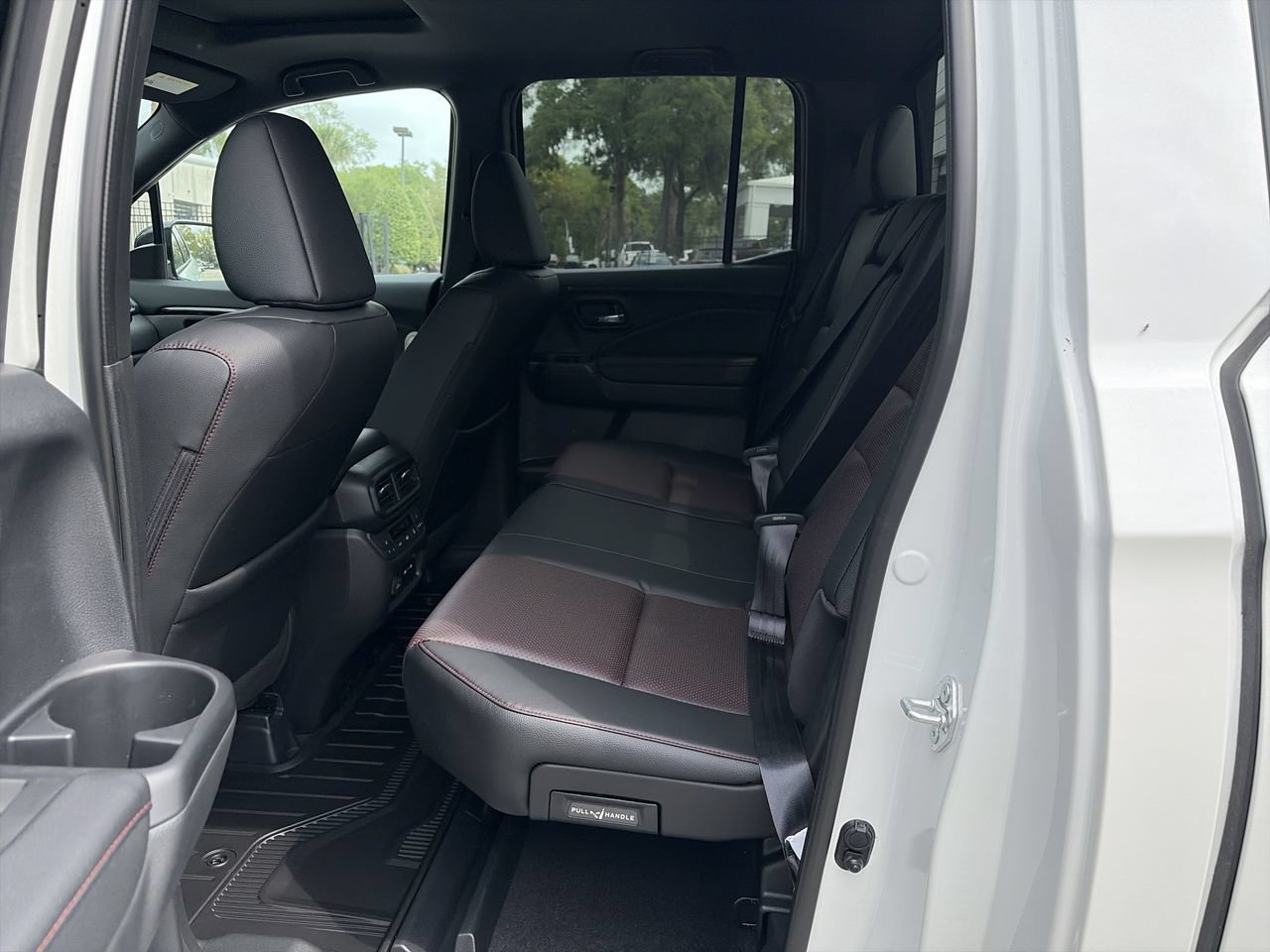 2026 Honda Ridgeline Black Edition - Photo 17