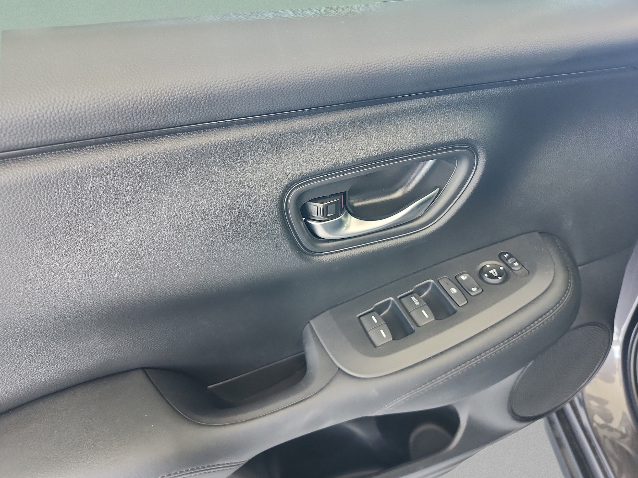 2026 Honda HR-V LX - Photo 18