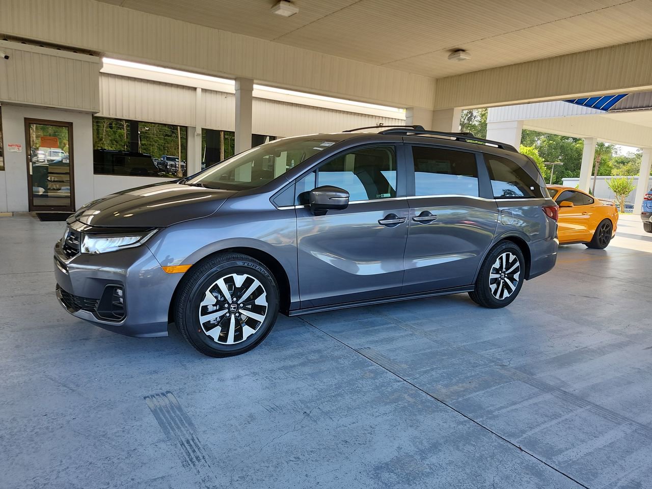 2026 Honda Odyssey EX-L's photo