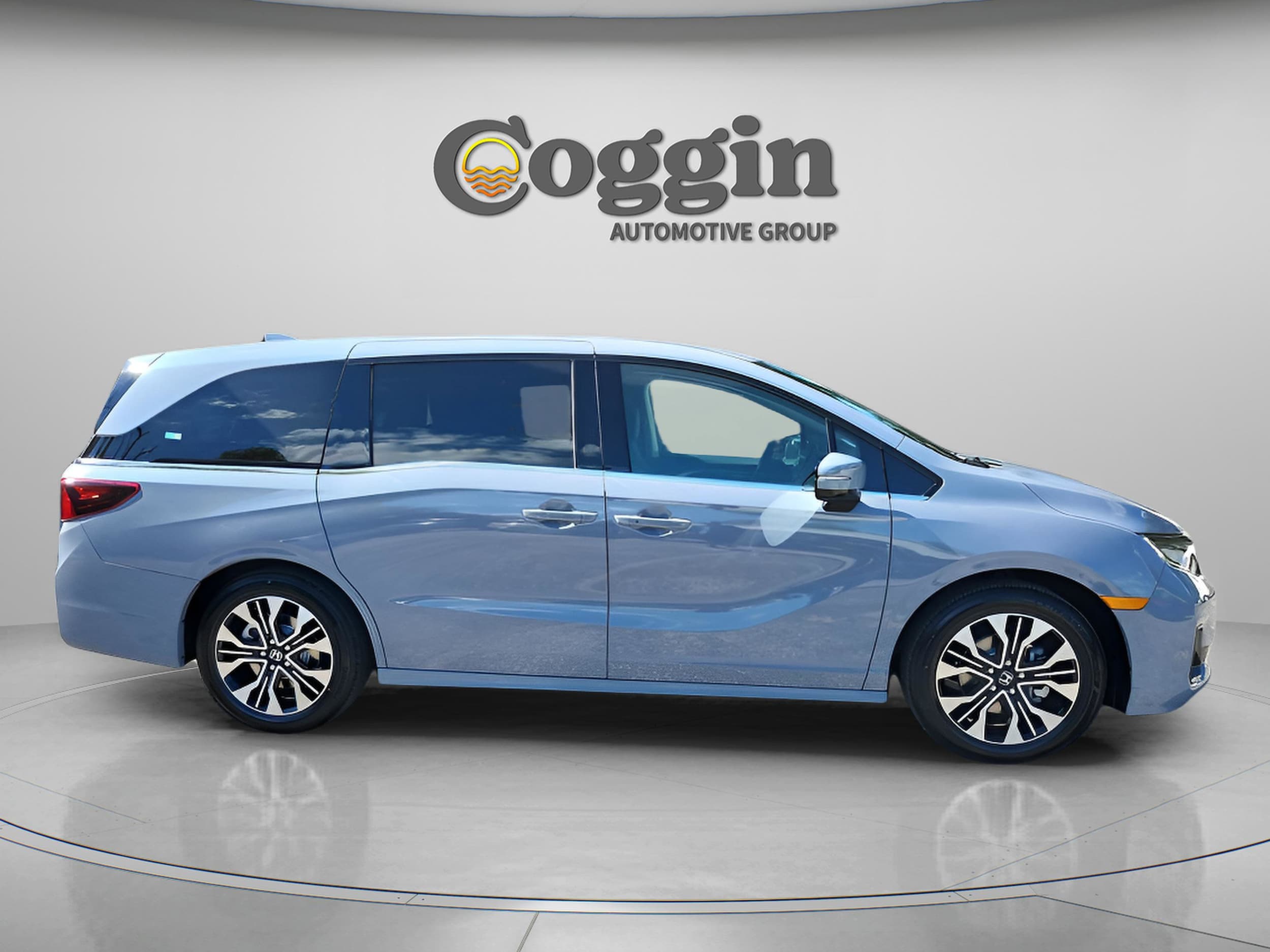 2026 Honda Odyssey Elite - Photo 9