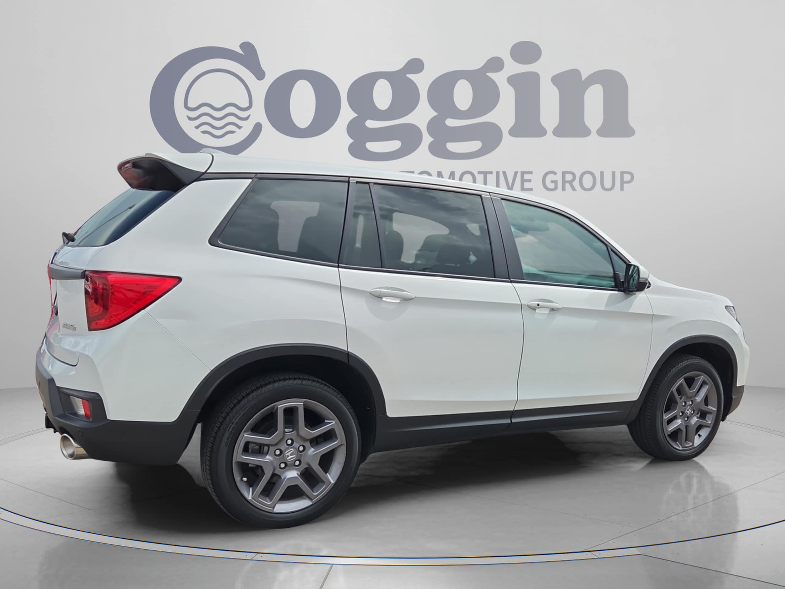 2023 Honda Passport EX-L - Photo 6
