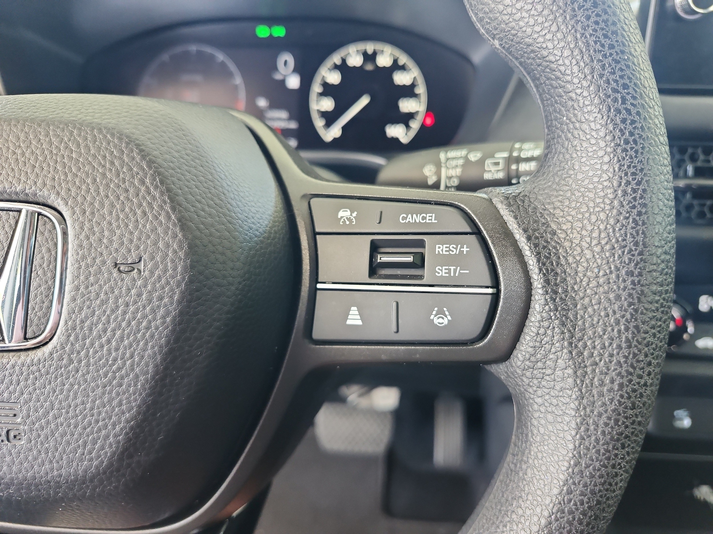 2026 Honda HR-V LX - Photo 32