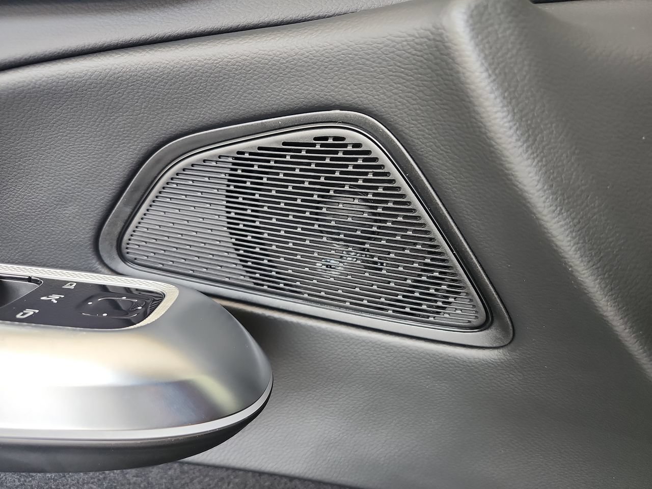 2026 Mercedes-Benz E-Class E350 - Photo 29