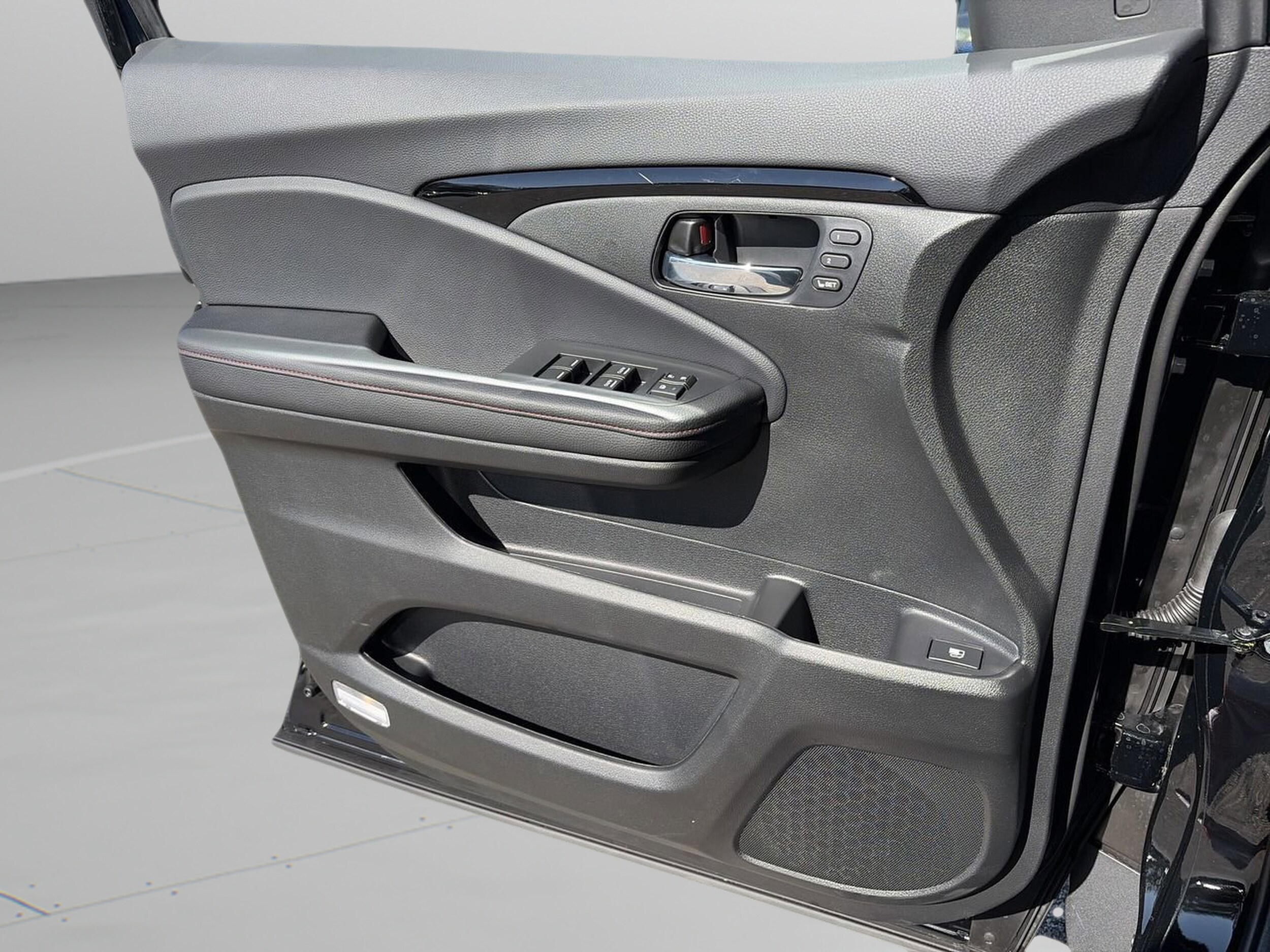 2026 Honda Ridgeline Black Edition - Photo 18