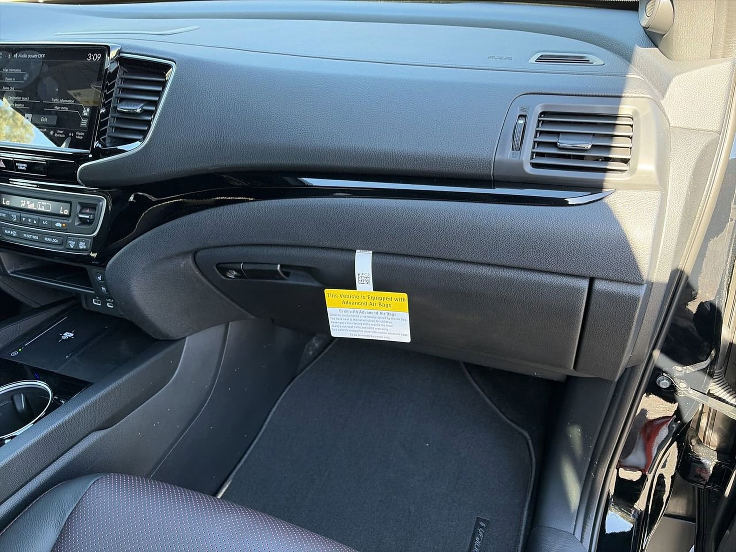 2026 Honda Ridgeline Black Edition - Photo 22