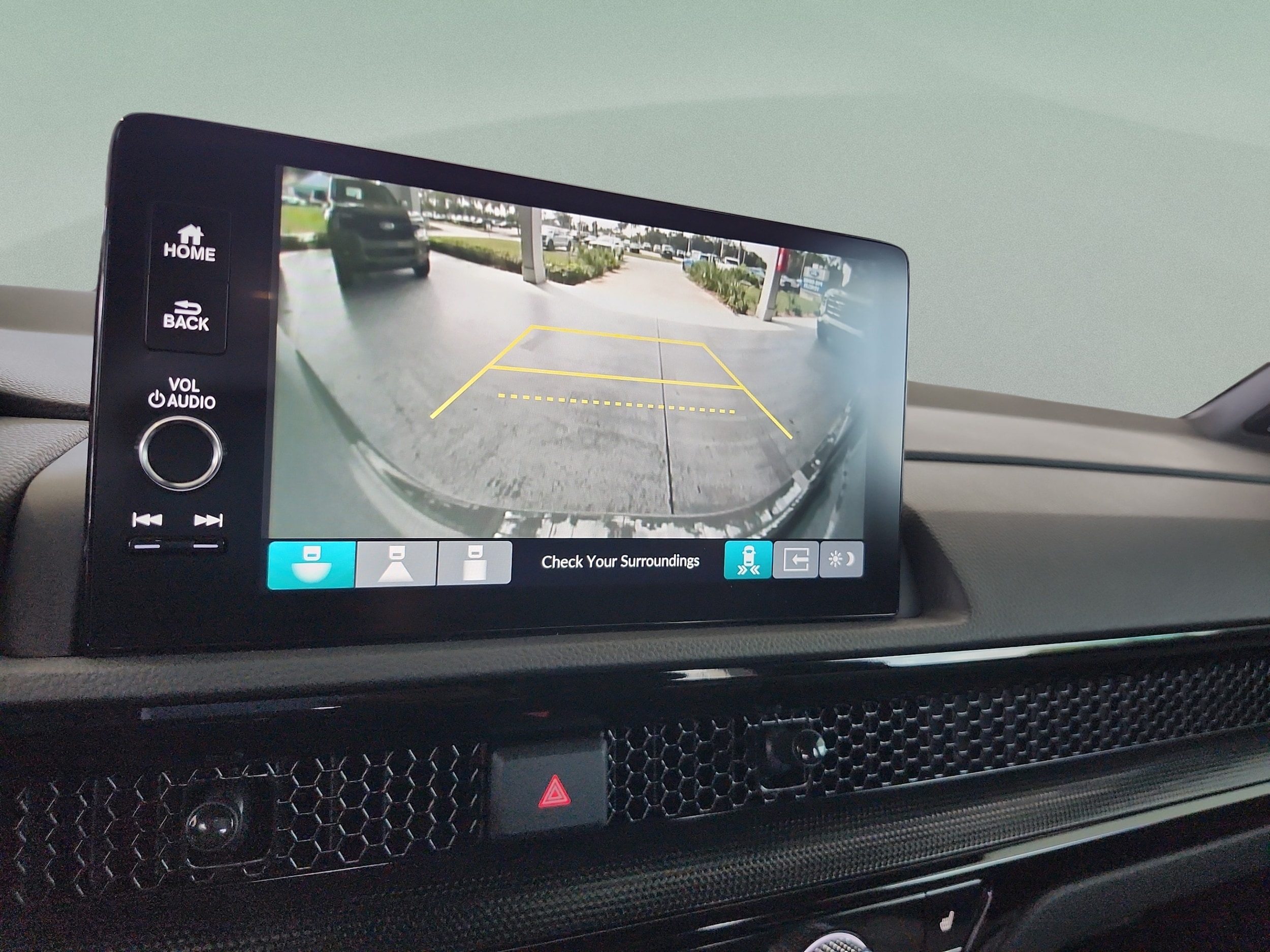 2025 Honda CR-V Sport Touring - Photo 29
