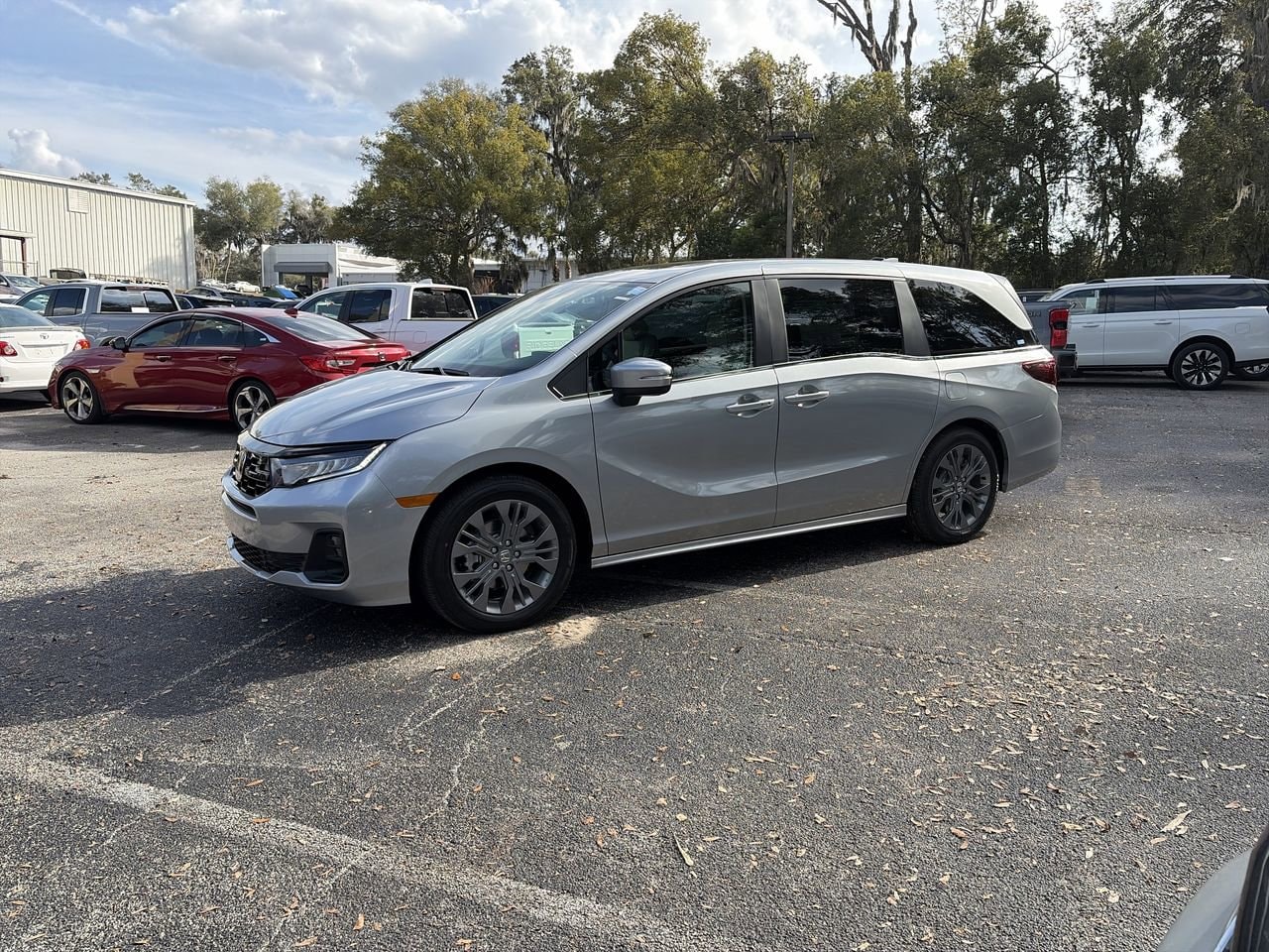 2026 Honda Odyssey Touring's photo