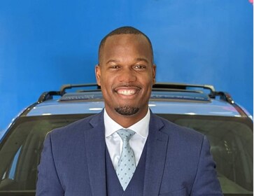 Staff member Andre Willis from ID_8cbd27