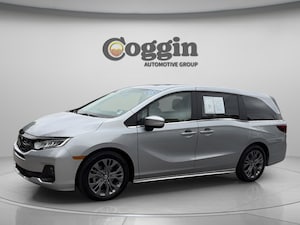 2025 Honda Odyssey Touring Van