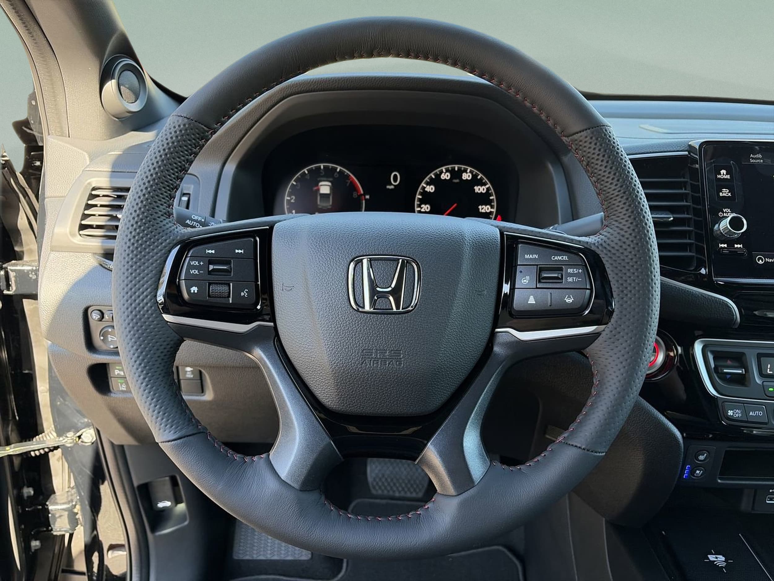 2026 Honda Ridgeline Black Edition - Photo 12