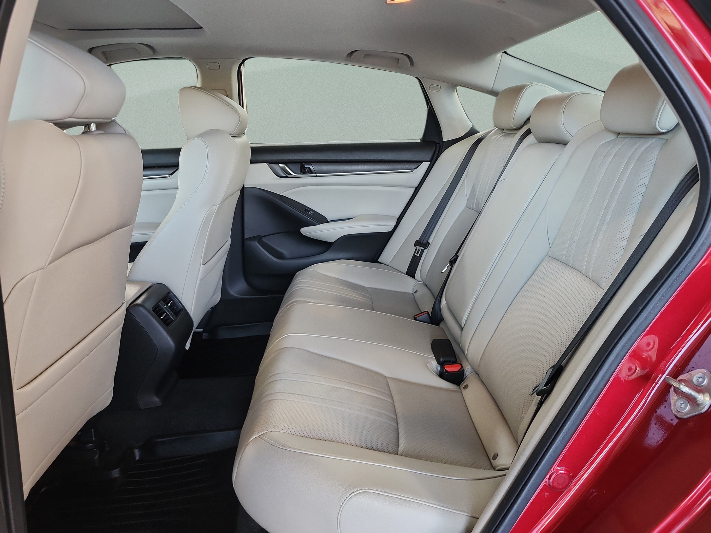 2020 Honda Accord EX-L - Photo 19