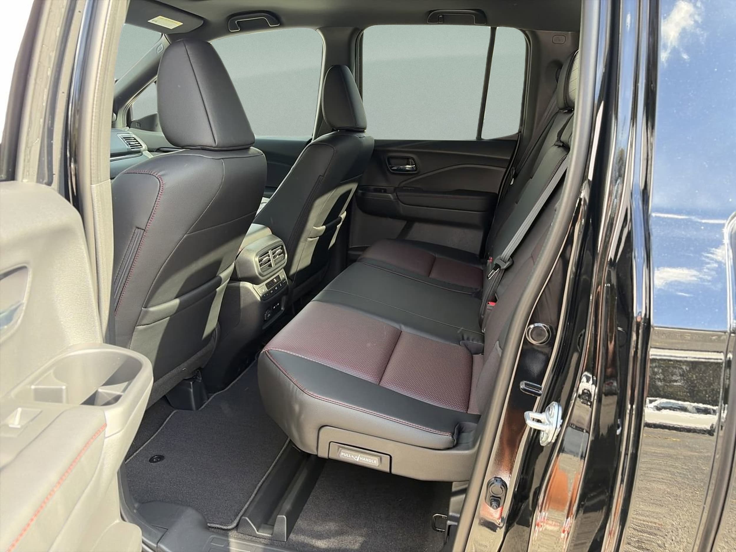 2026 Honda Ridgeline Black Edition - Photo 18