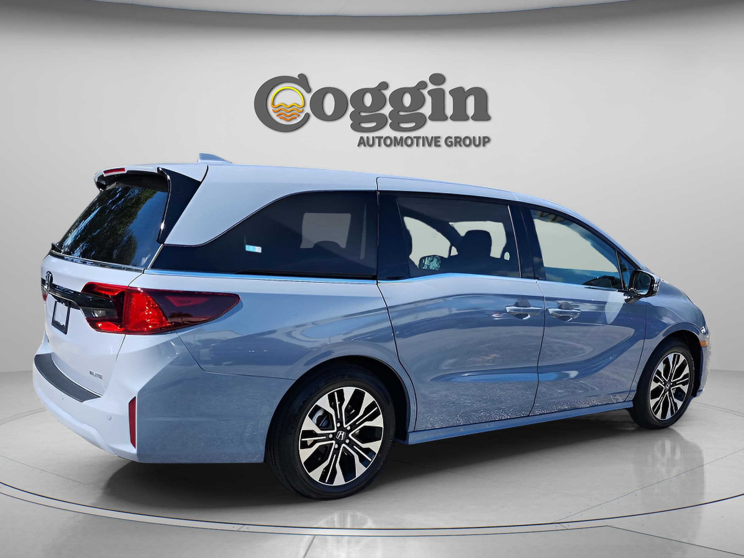 2026 Honda Odyssey Elite - Photo 7