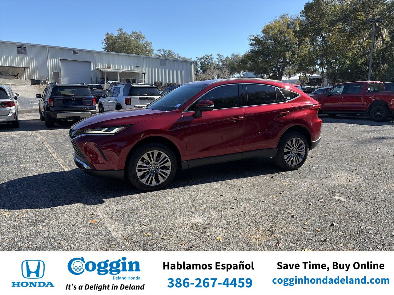 2023 Toyota Venza XLE's photo