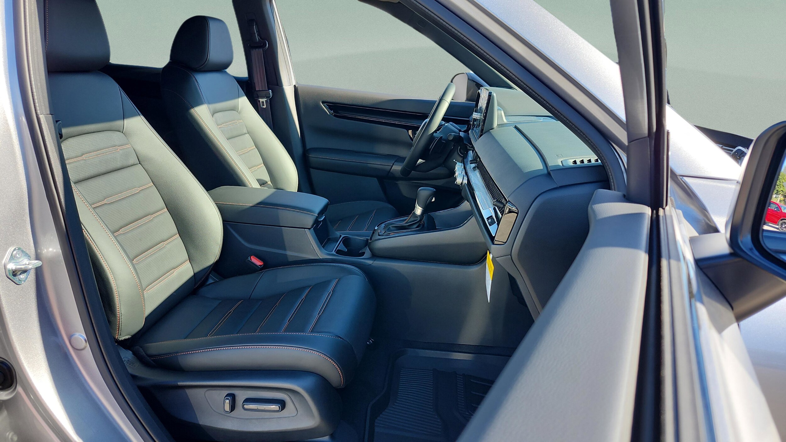 2026 Honda CR-V Sport Touring - Photo 14