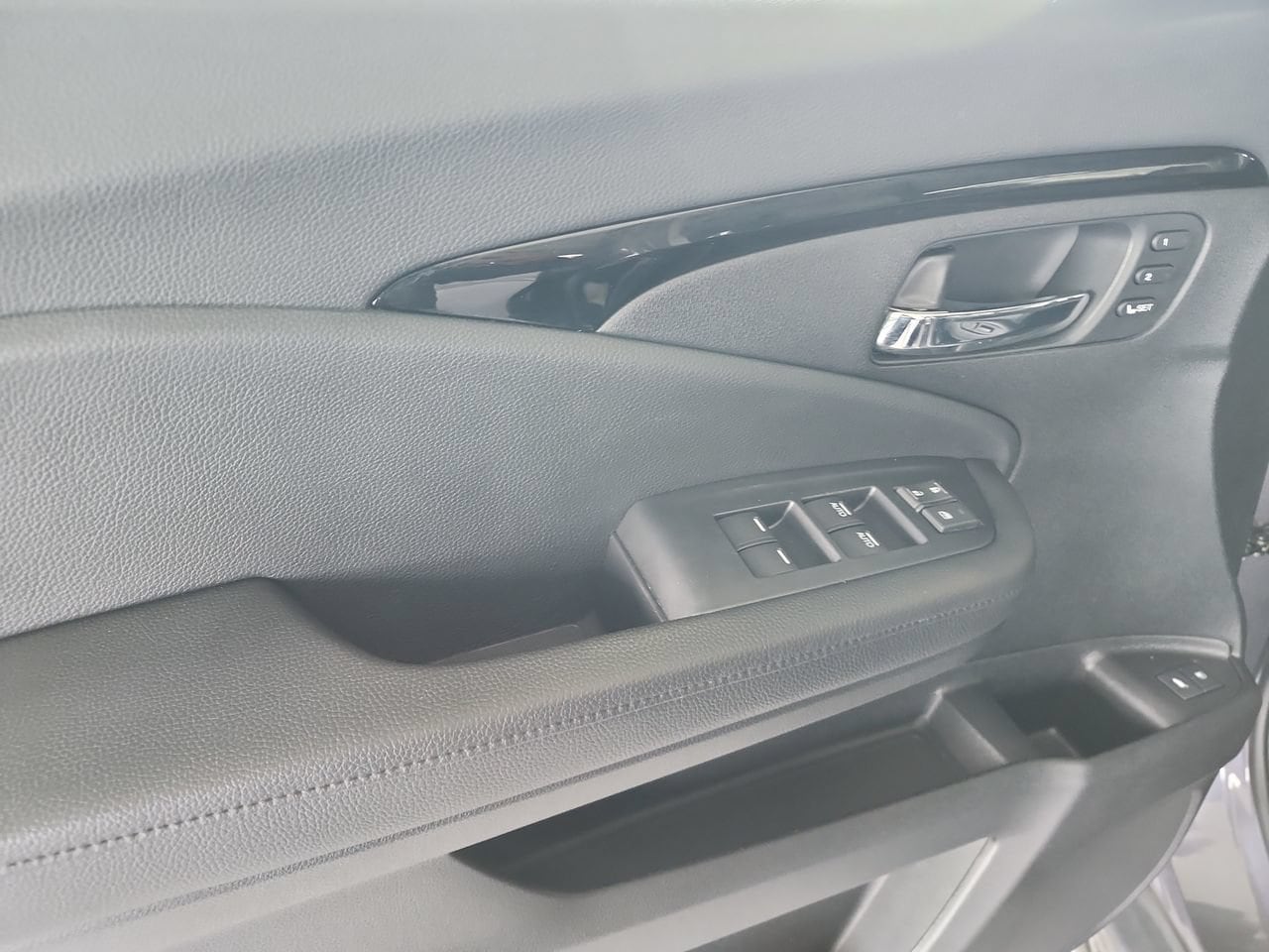 2021 Honda Pilot Elite - Photo 17