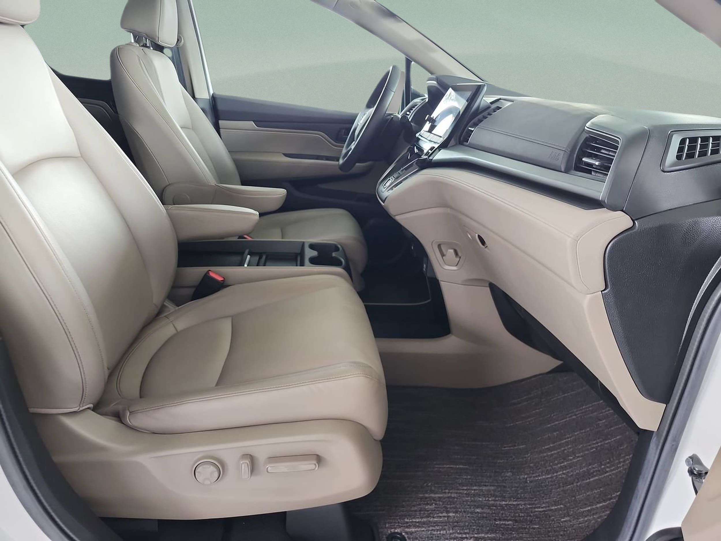 2024 Honda Odyssey EX-L - Photo 20